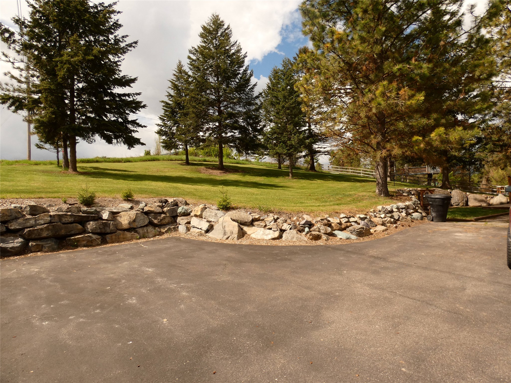 2240 Whalebone Drive Property Photo 14