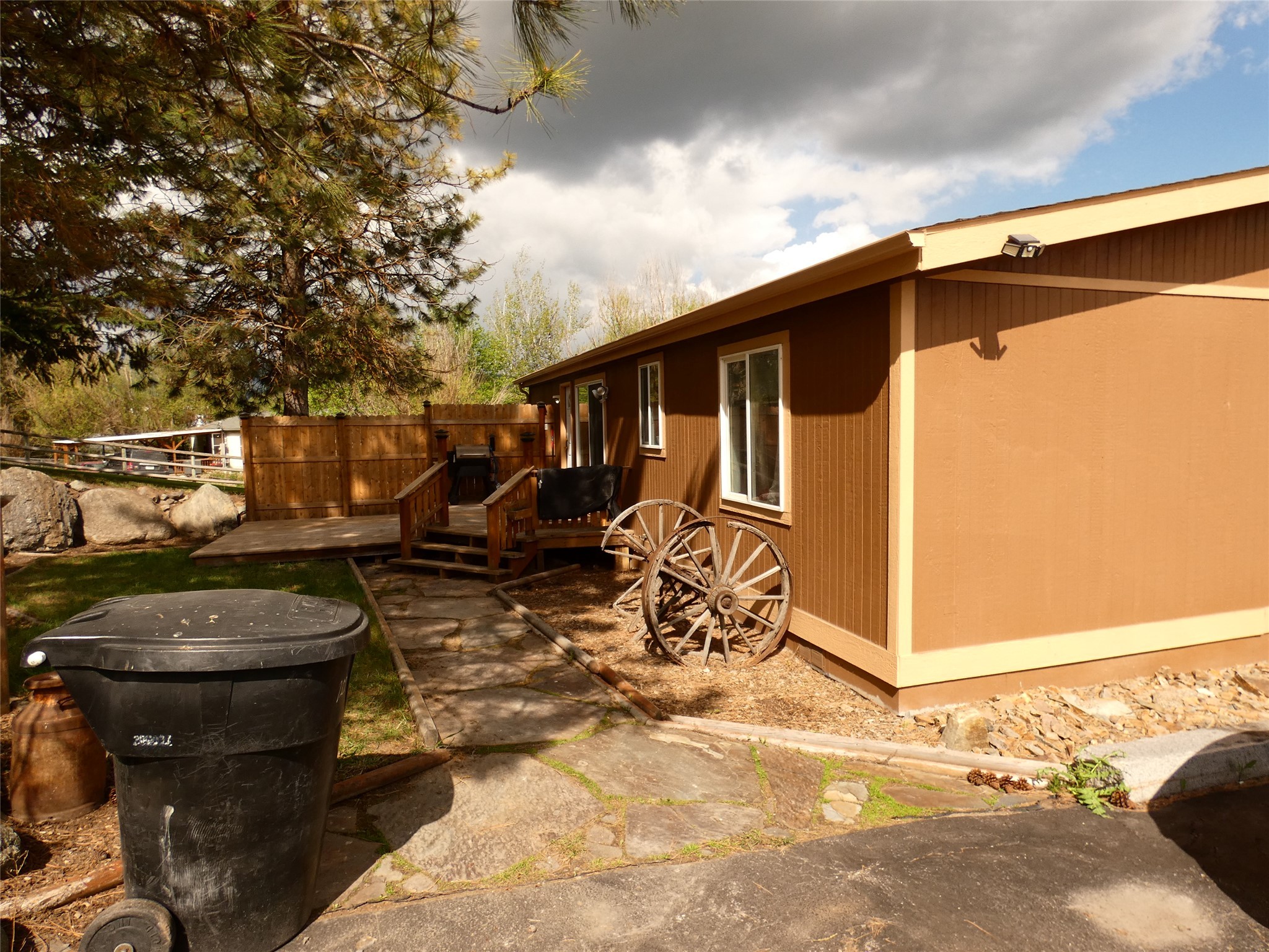 2240 Whalebone Drive Property Photo 15