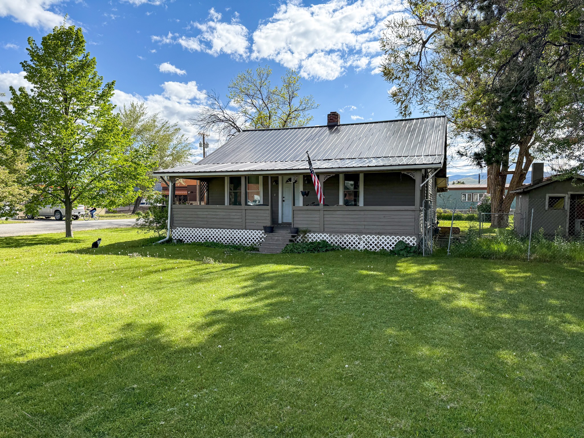 301 N Pine Street Property Photo 2