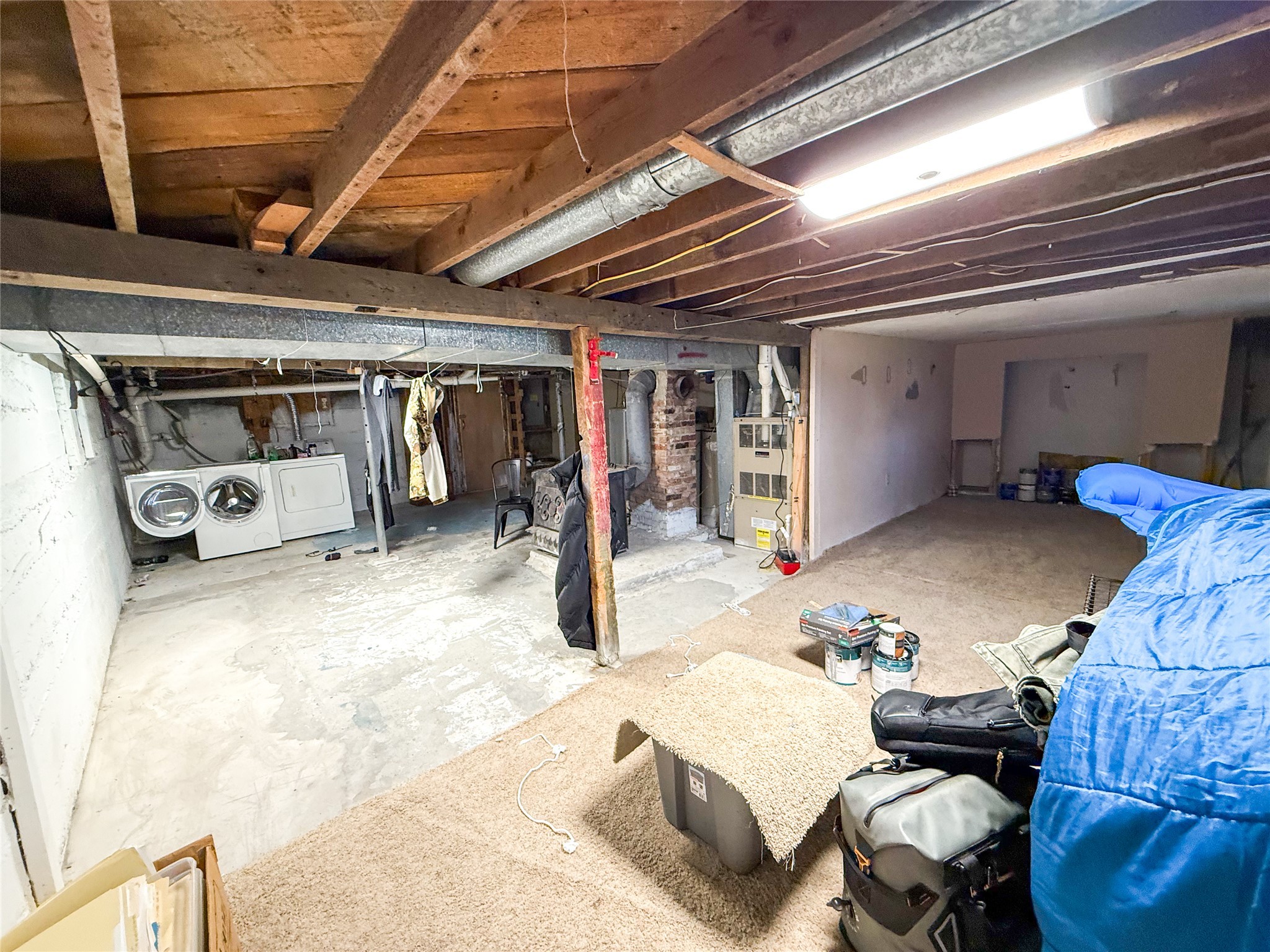 301 N Pine Street Property Photo 8