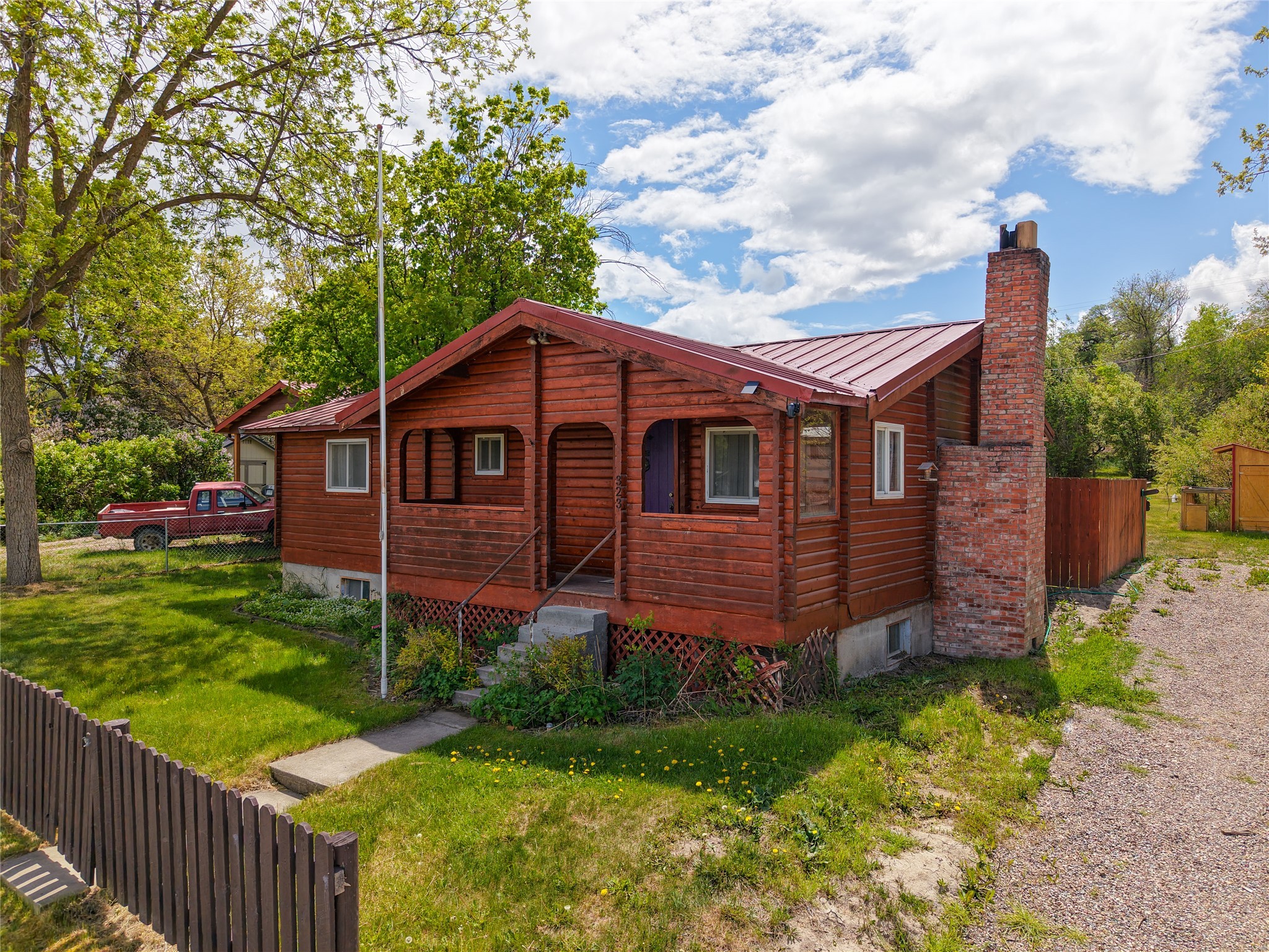 323 B Street Property Photo 1