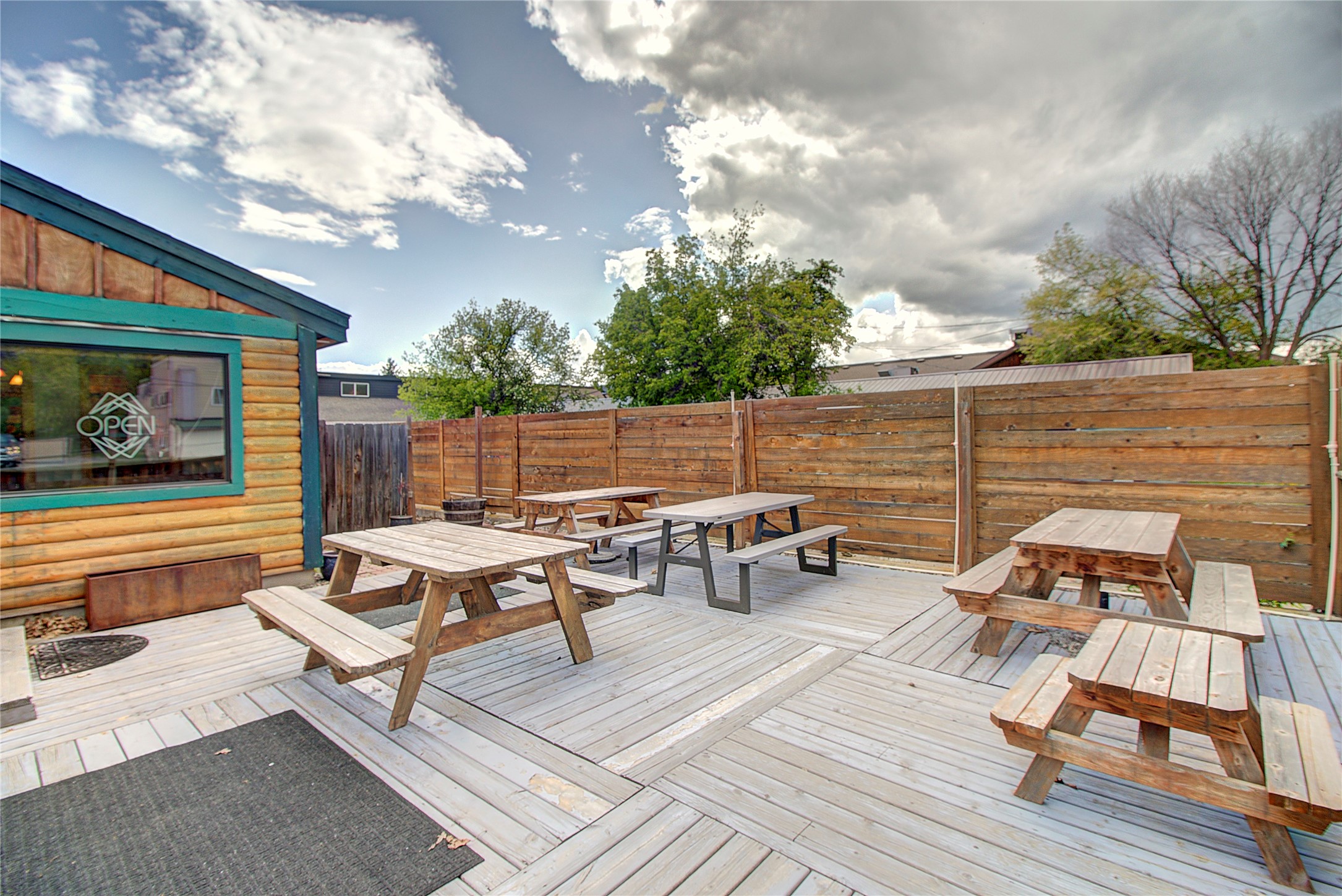 700/624 9th Street W Property Photo 47