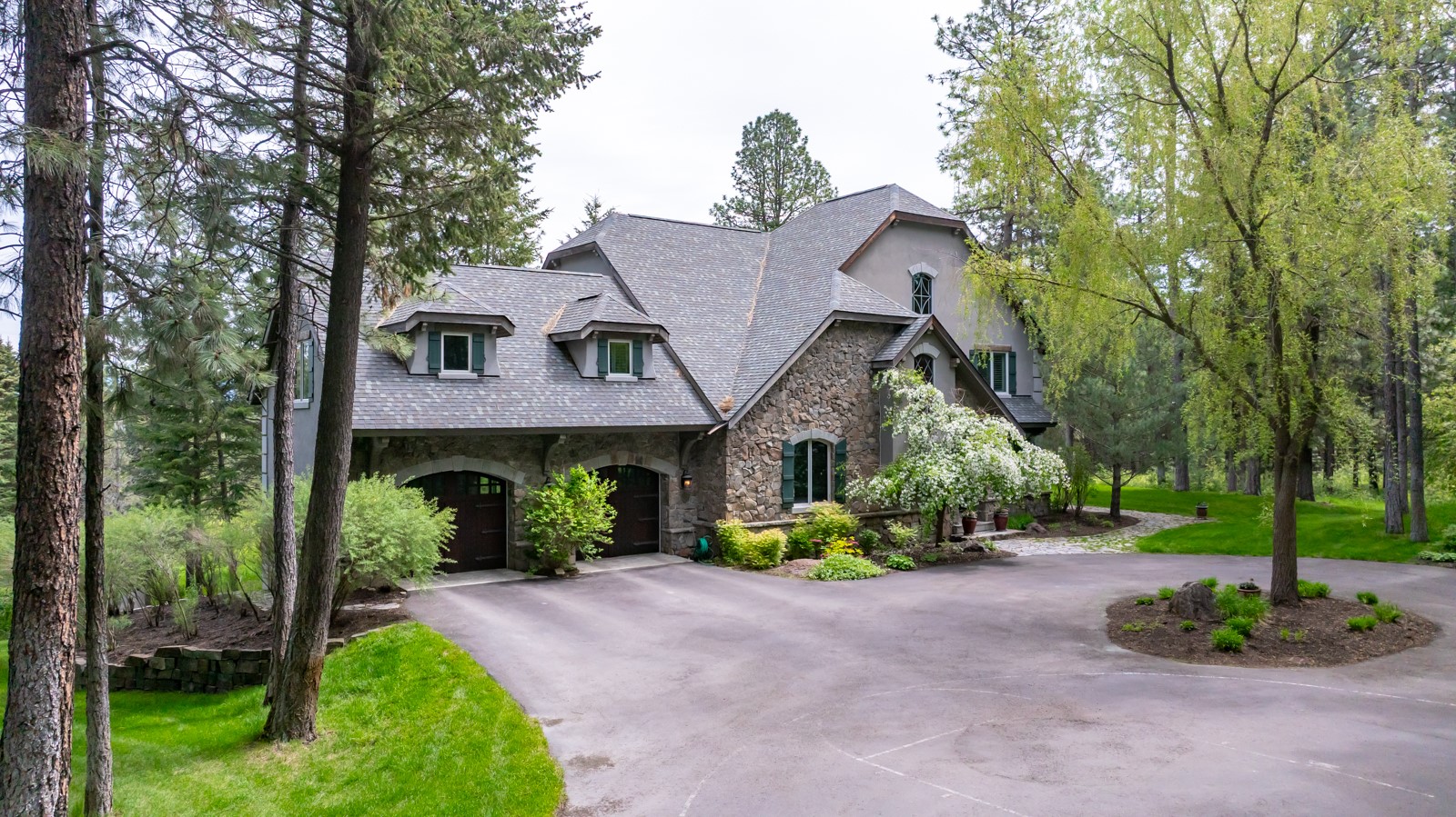 360 Plantation Drive Property Photo 2