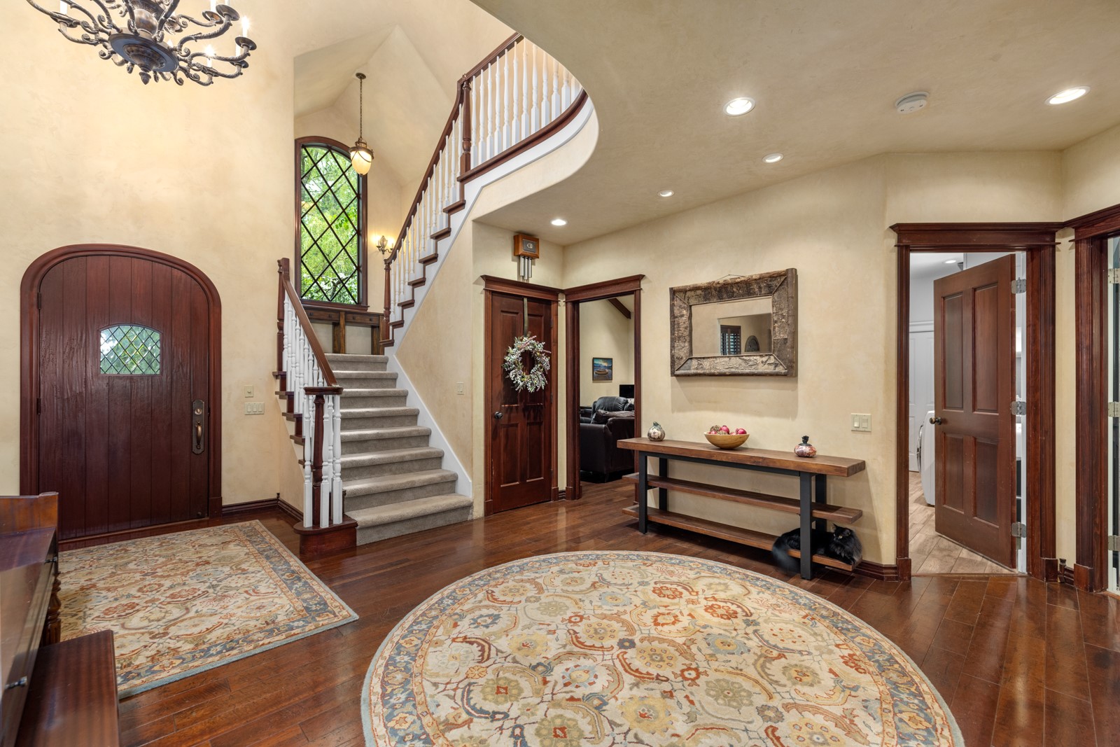 360 Plantation Drive Property Photo 5