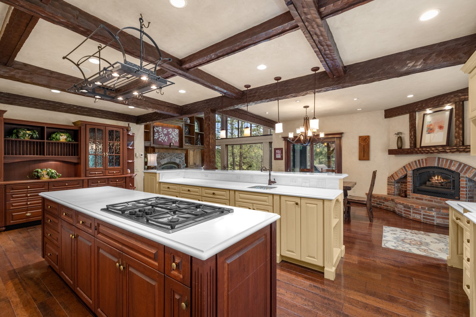 360 Plantation Drive Property Photo 11