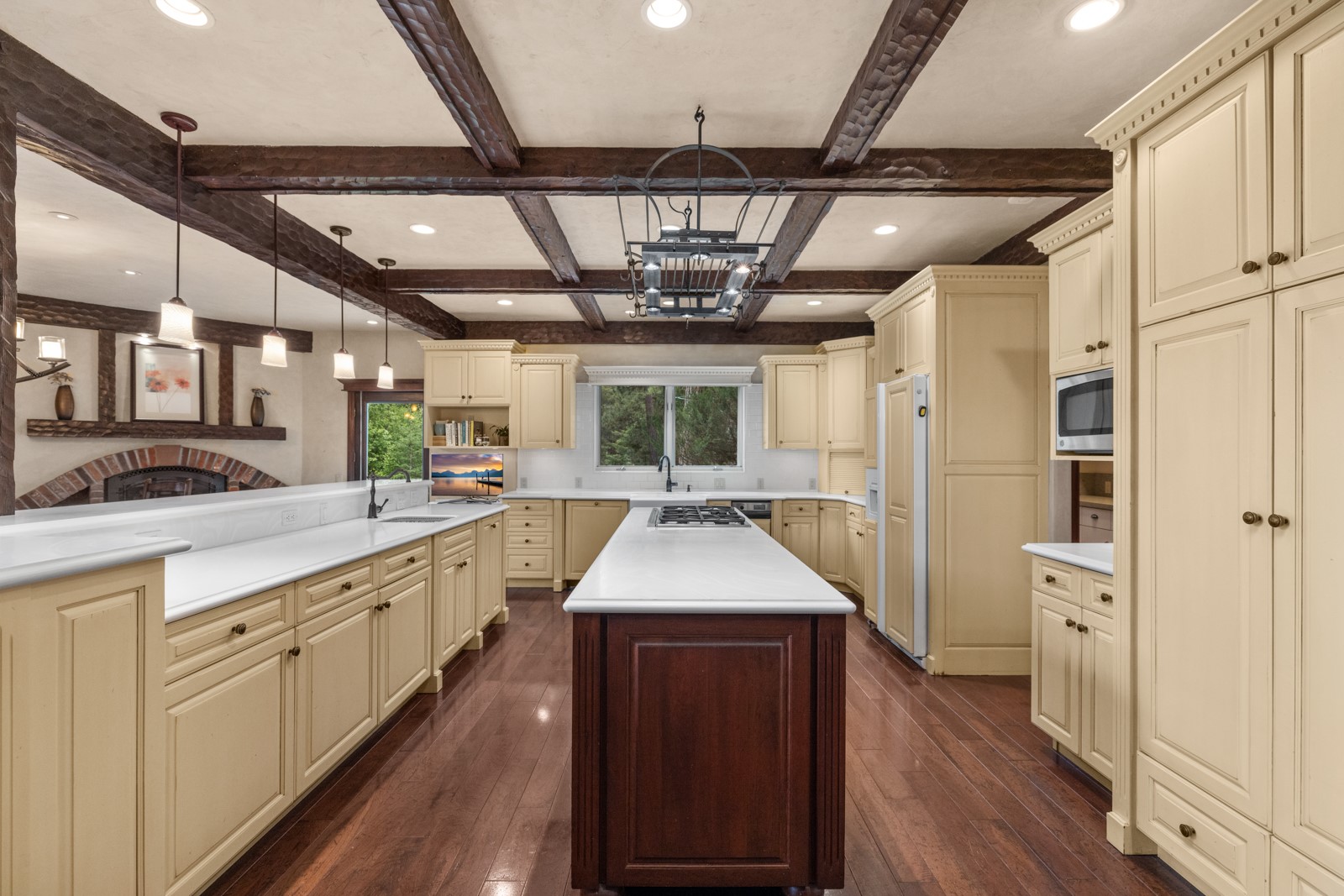 360 Plantation Drive Property Photo 13