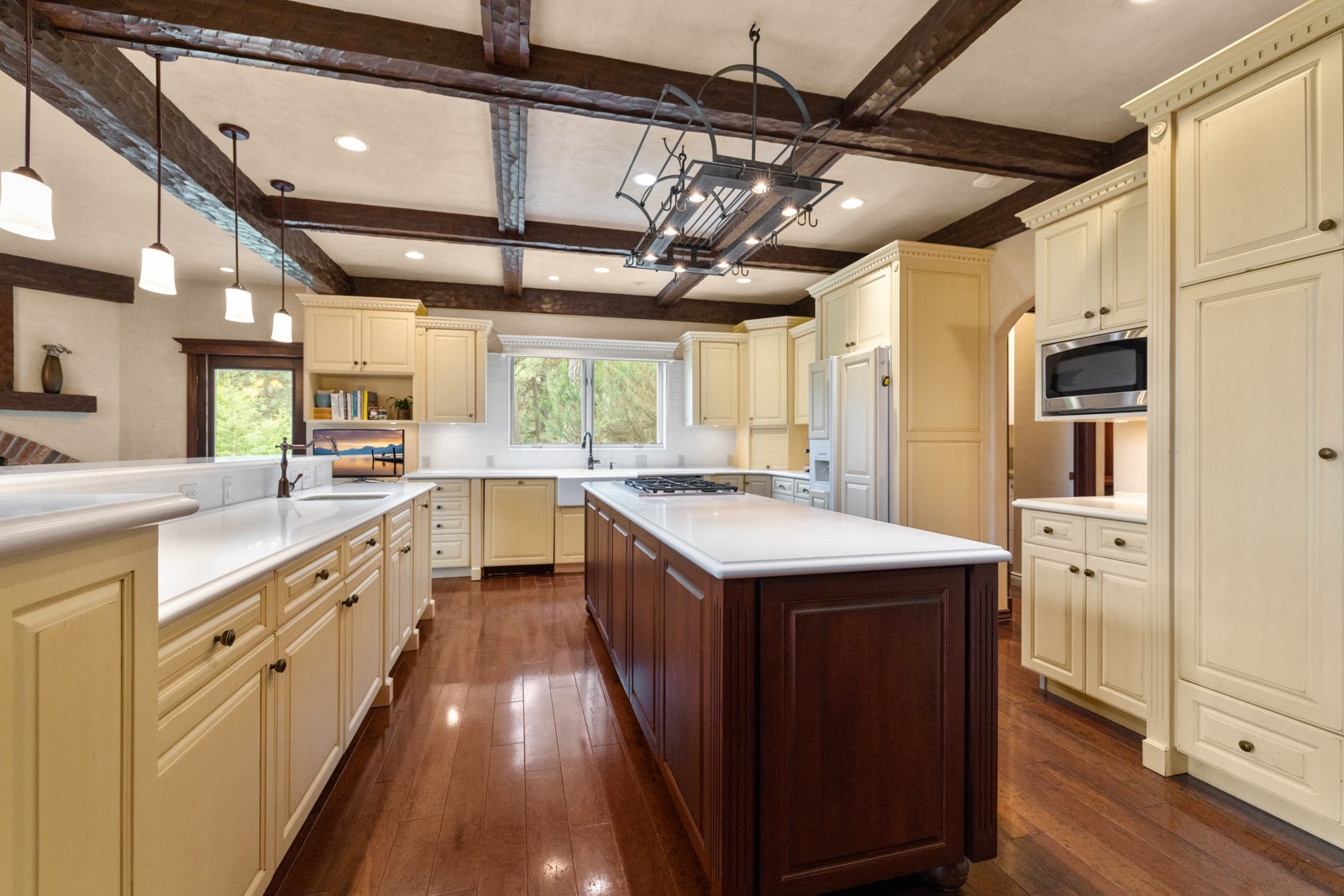 360 Plantation Drive Property Photo 14