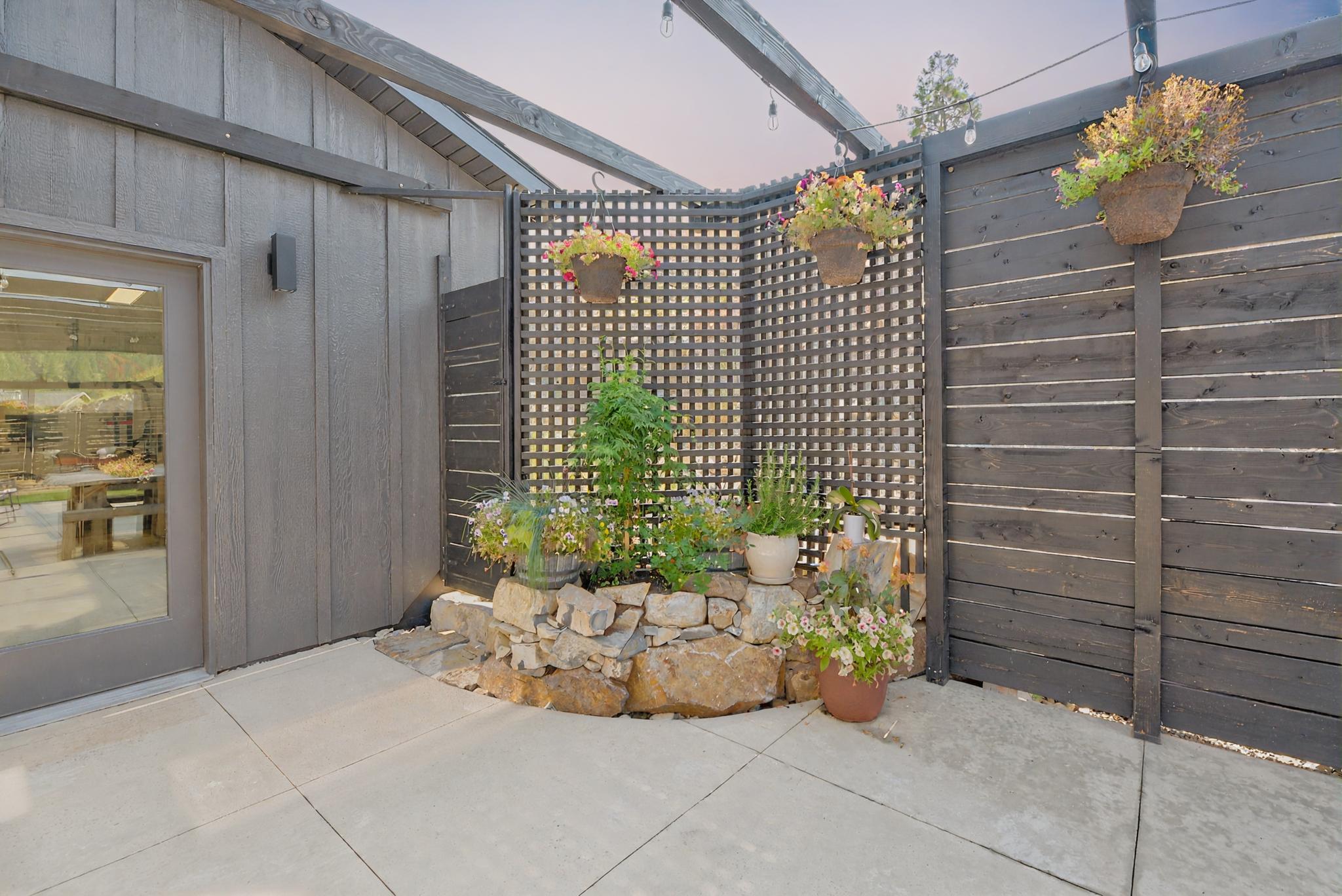 867 Kamera Court Property Photo 19