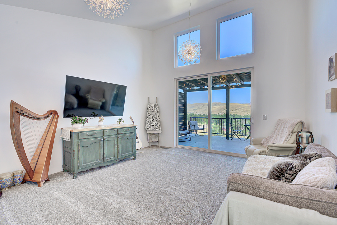 867 Kamera Court Property Photo 33