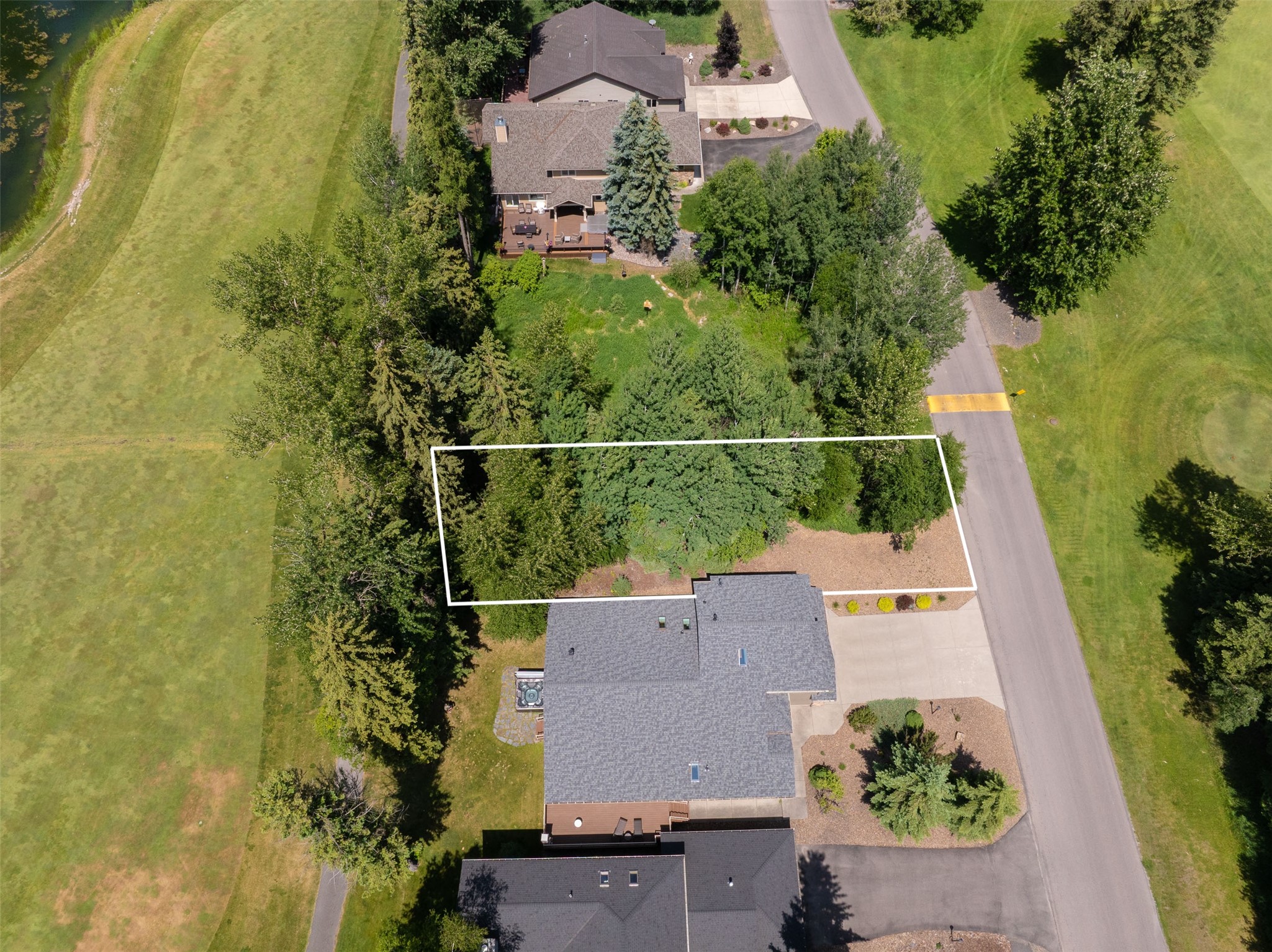 654 Saint Andrews Drive Property Photo 4