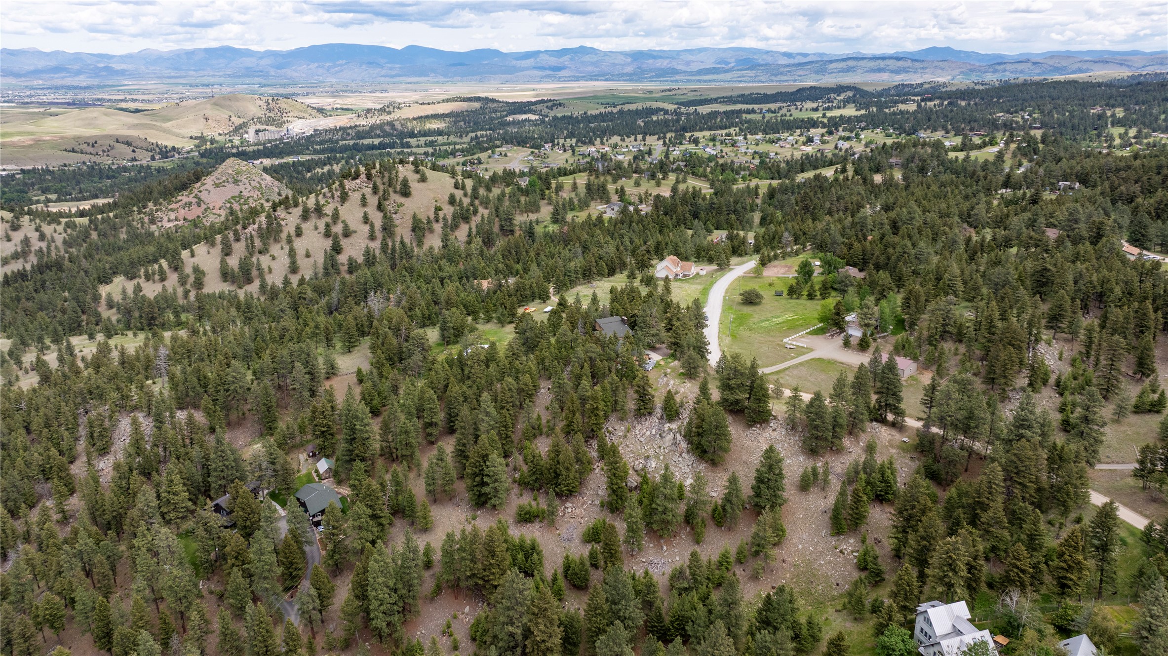 158 Saddle Mountain Drive Property Photo 10