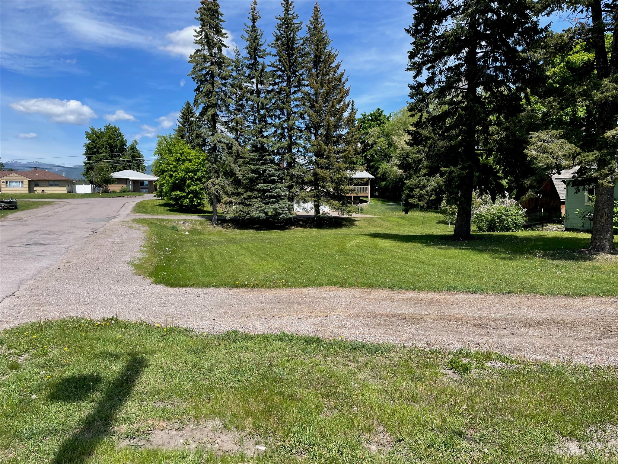 929 9th Street W Property Photo 14