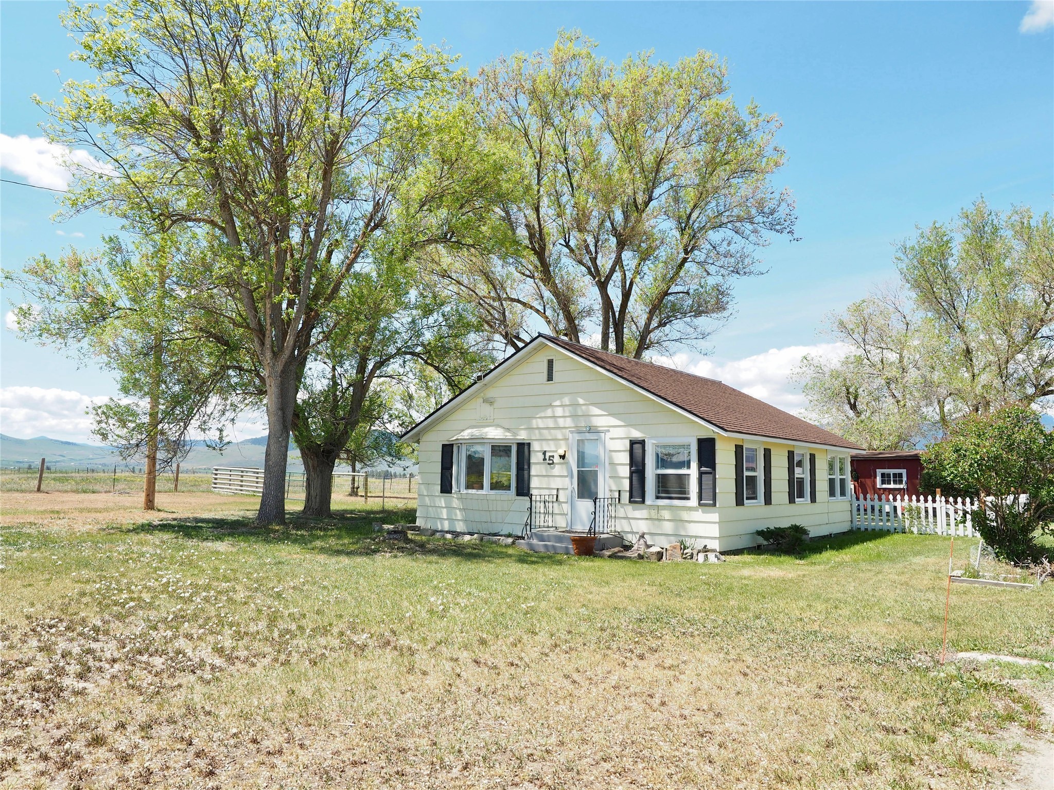 15 Perrin Lane Property Photo 1