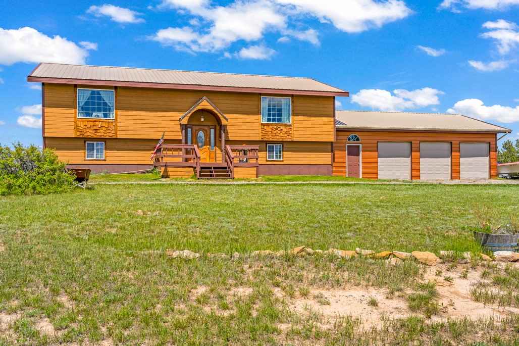 16 Grassland Way Property Photo 1