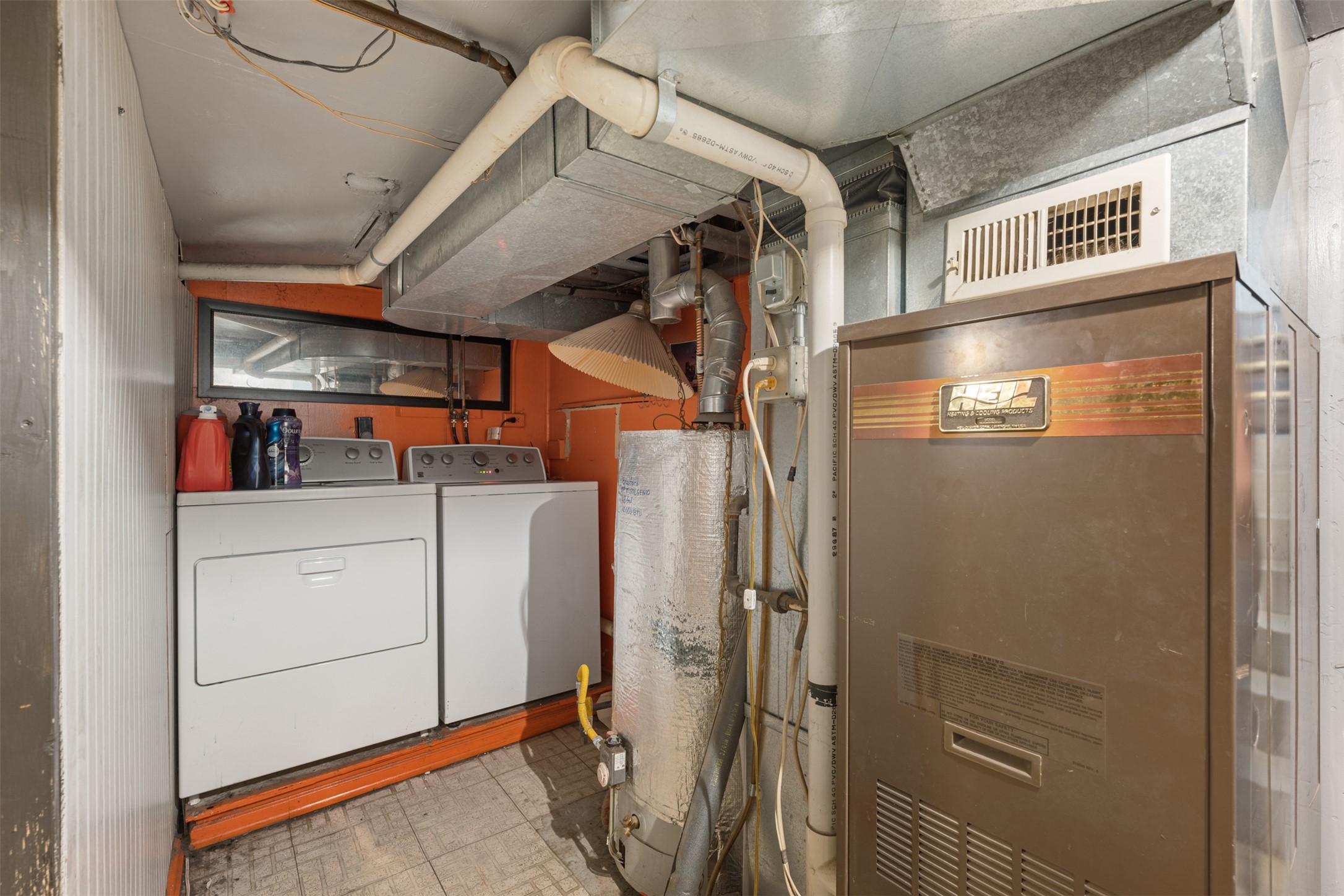 2422 Pine Street Property Photo 18