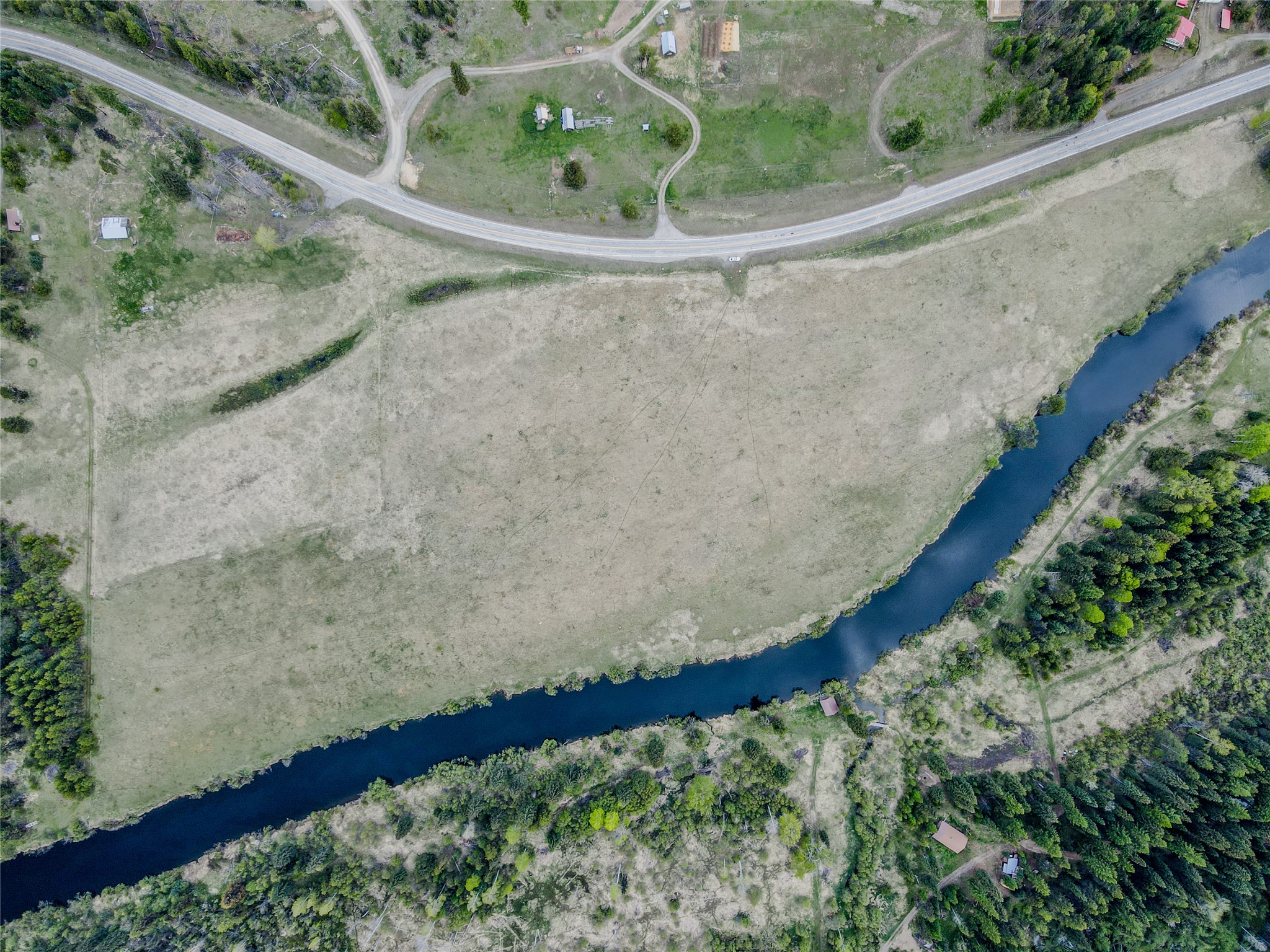 28044 Yaak River Road Property Photo 8