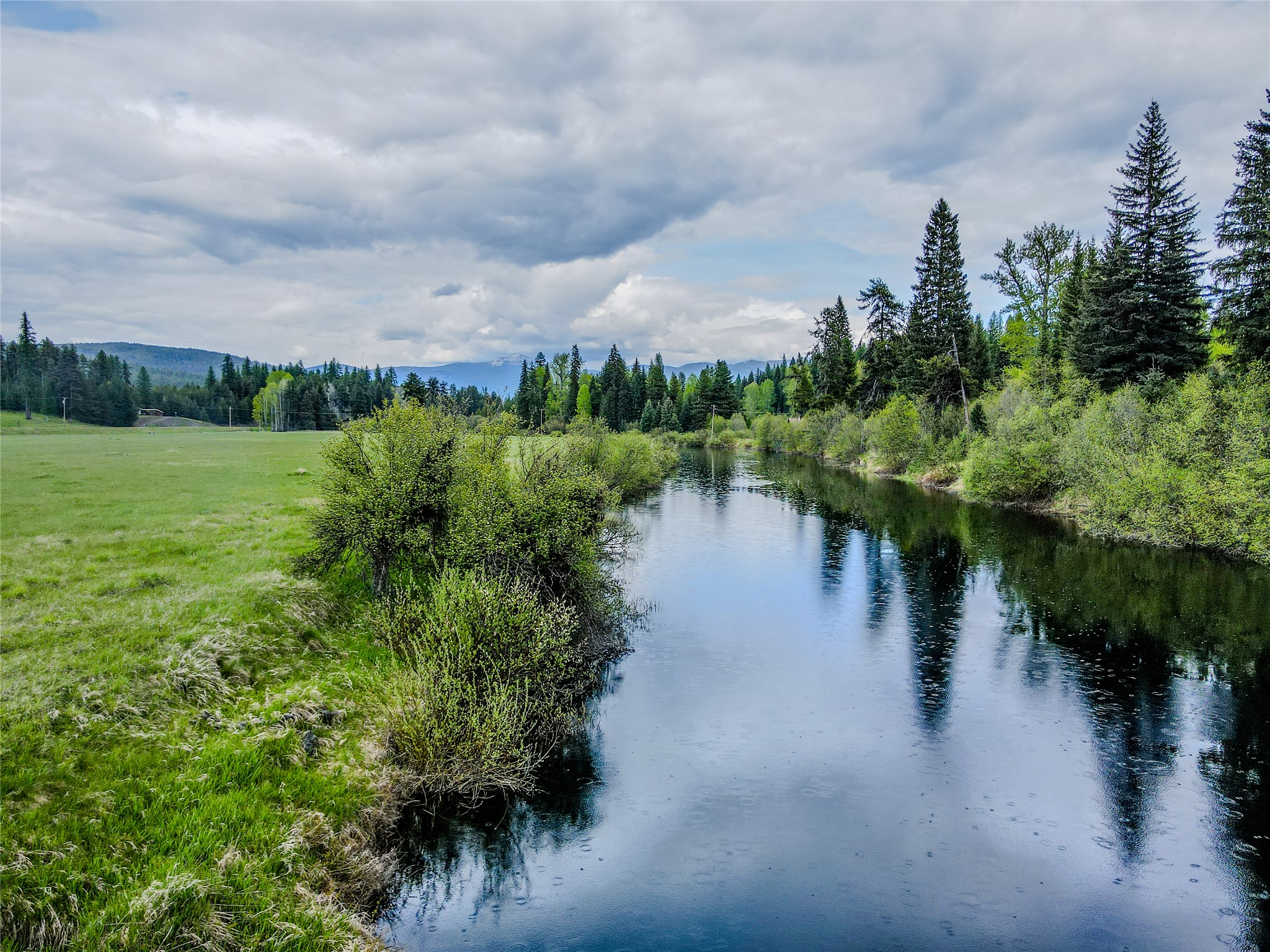 28044 Yaak River Road Property Photo 18
