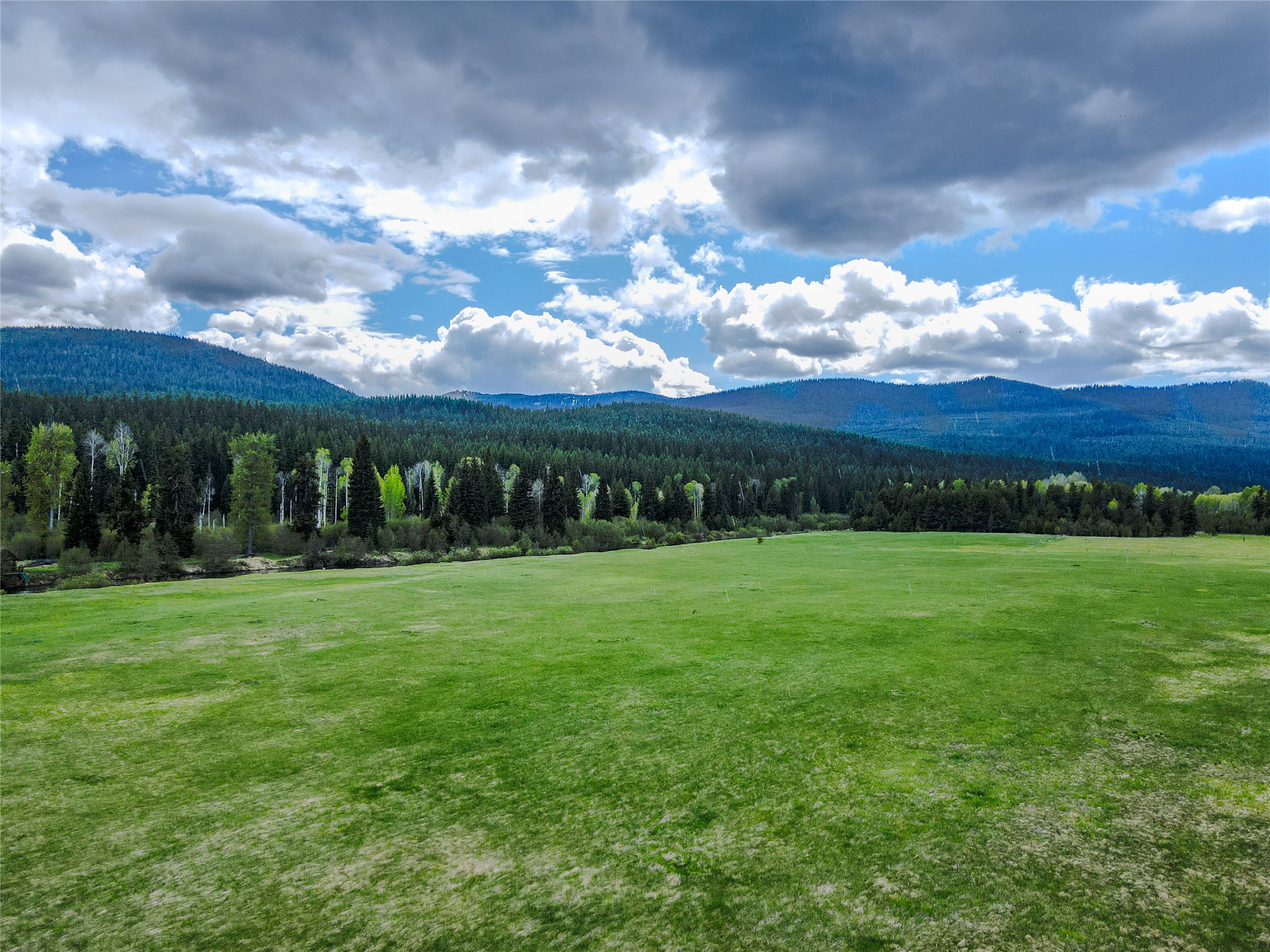 28044 Yaak River Road Property Photo 21
