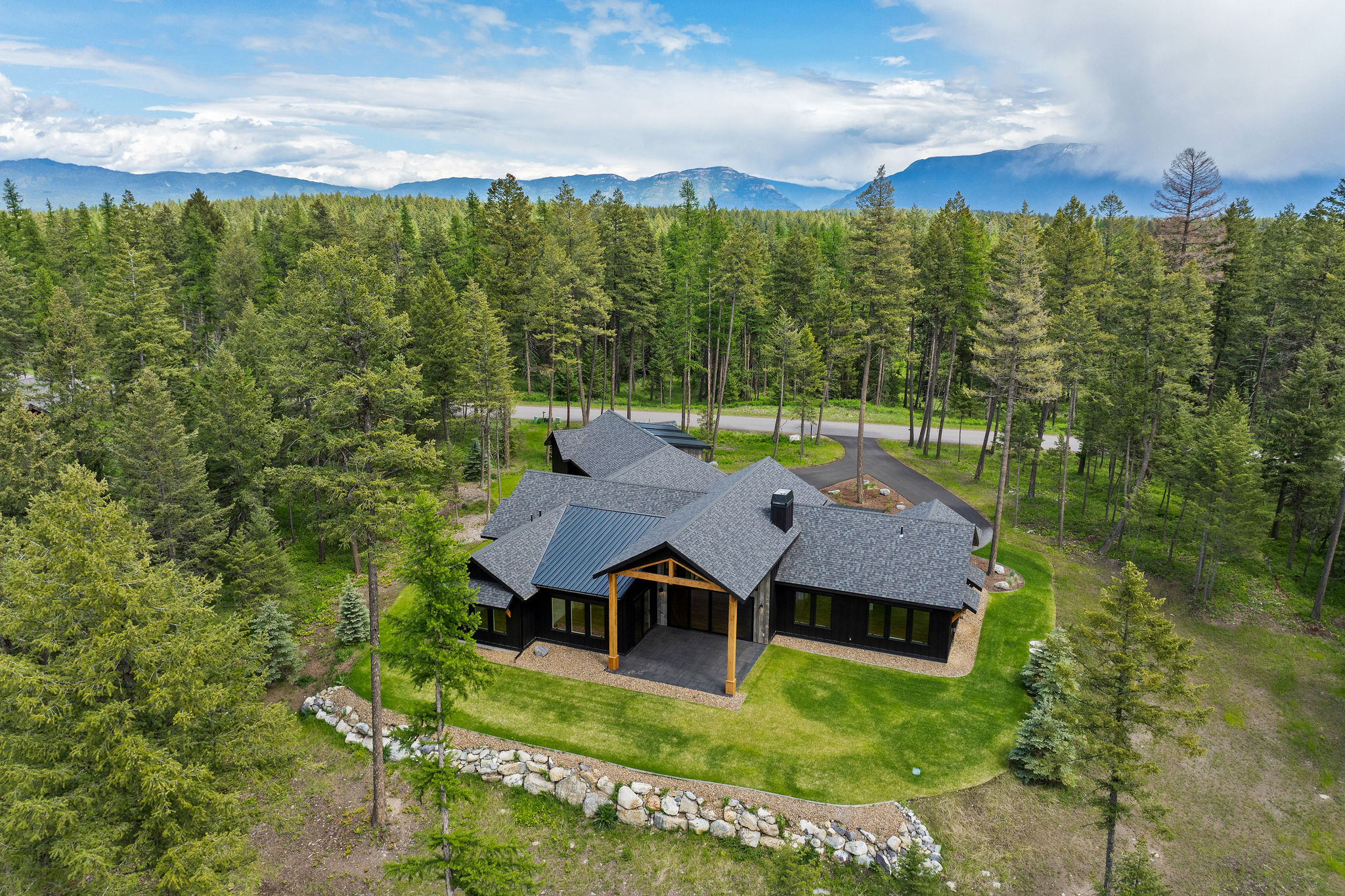 1296 Whitefish Village Drive Property Photo 3