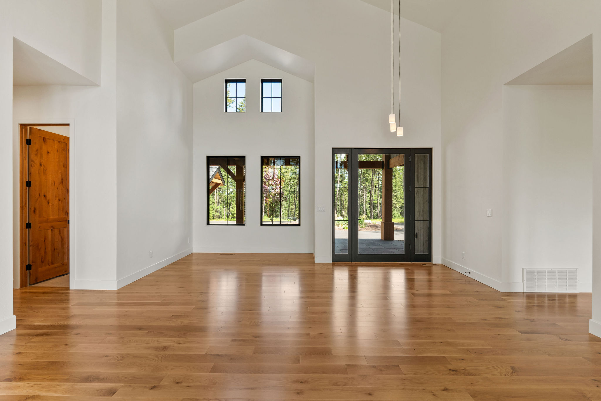 1296 Whitefish Village Drive Property Photo 7