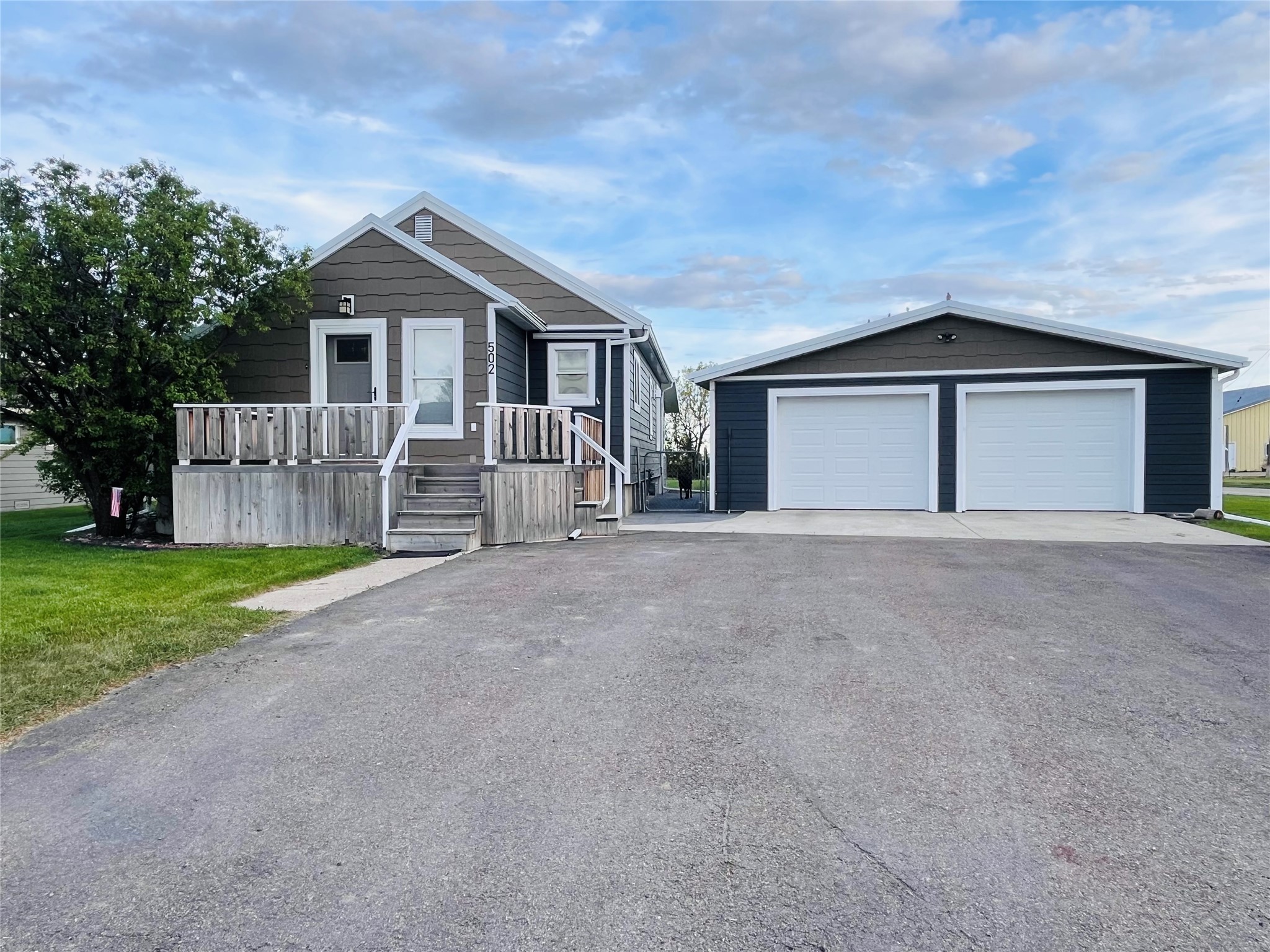 502 Illinois Avenue Property Photo 1