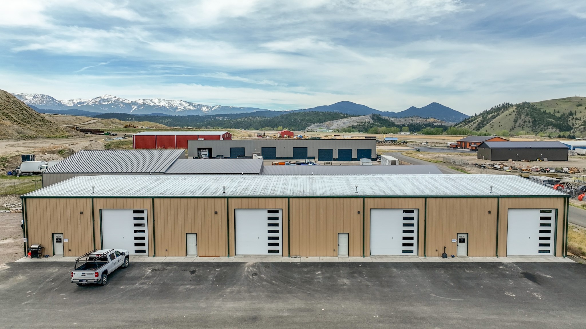 34 Industry Loop Property Photo 2