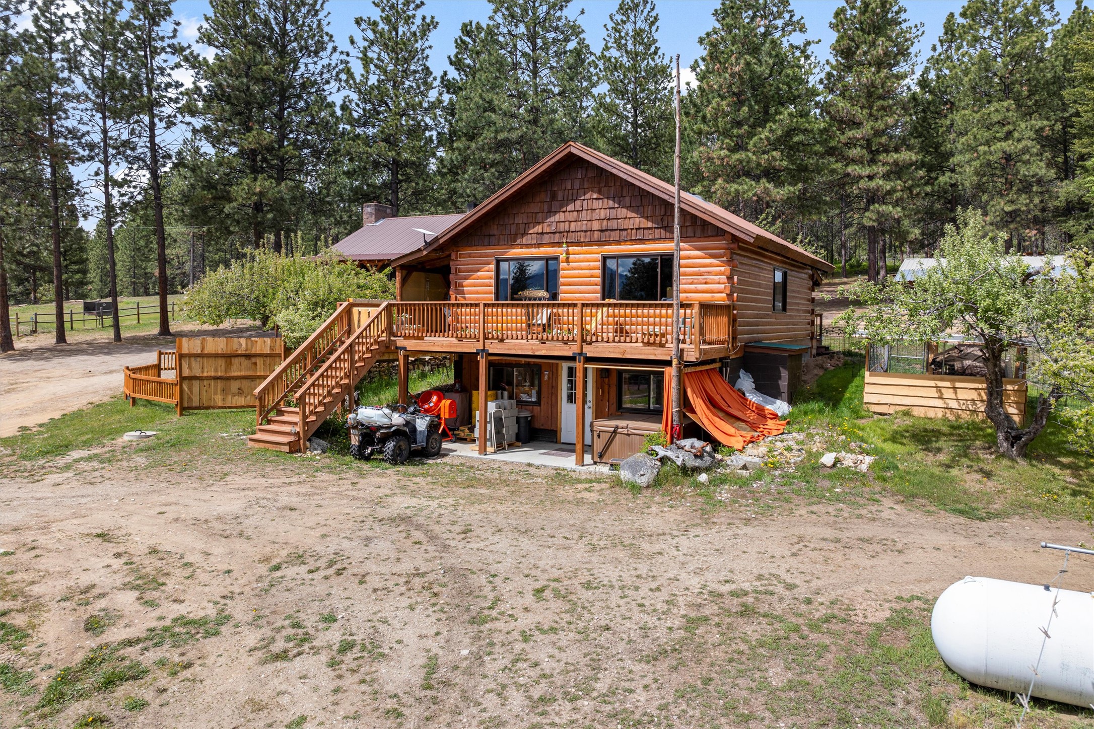 438 Blue Jay Lane Property Photo 1