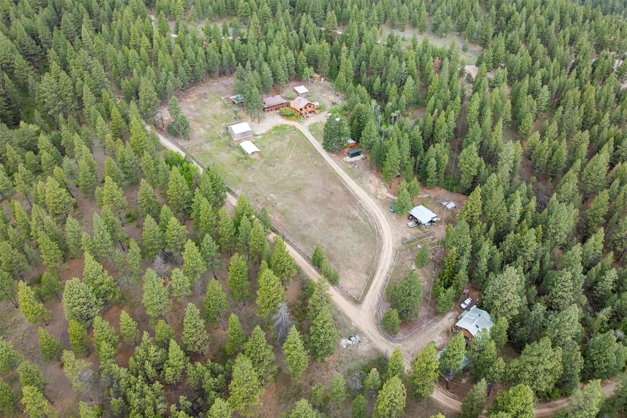 438 Blue Jay Lane Property Photo 3