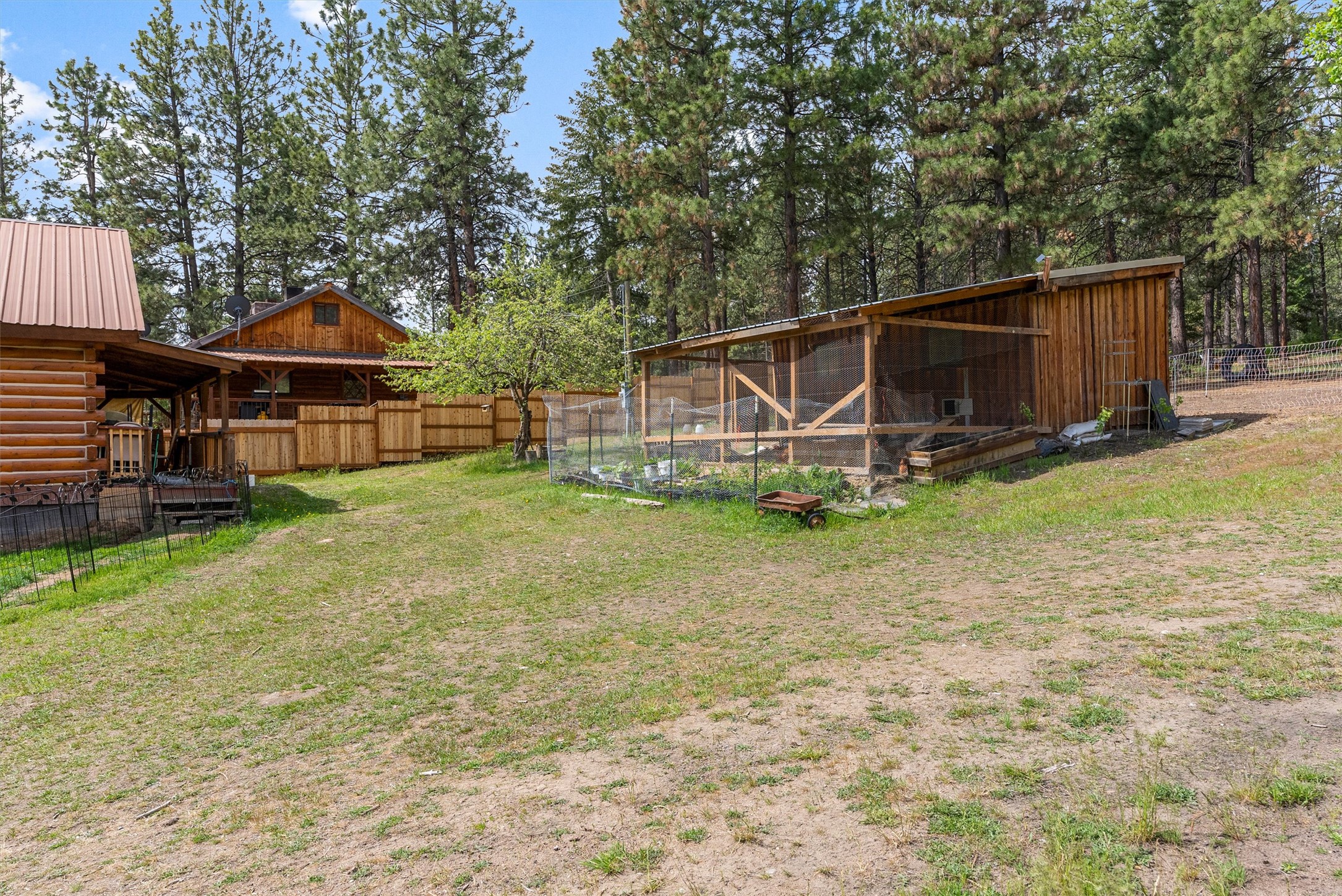 438 Blue Jay Lane Property Photo 41