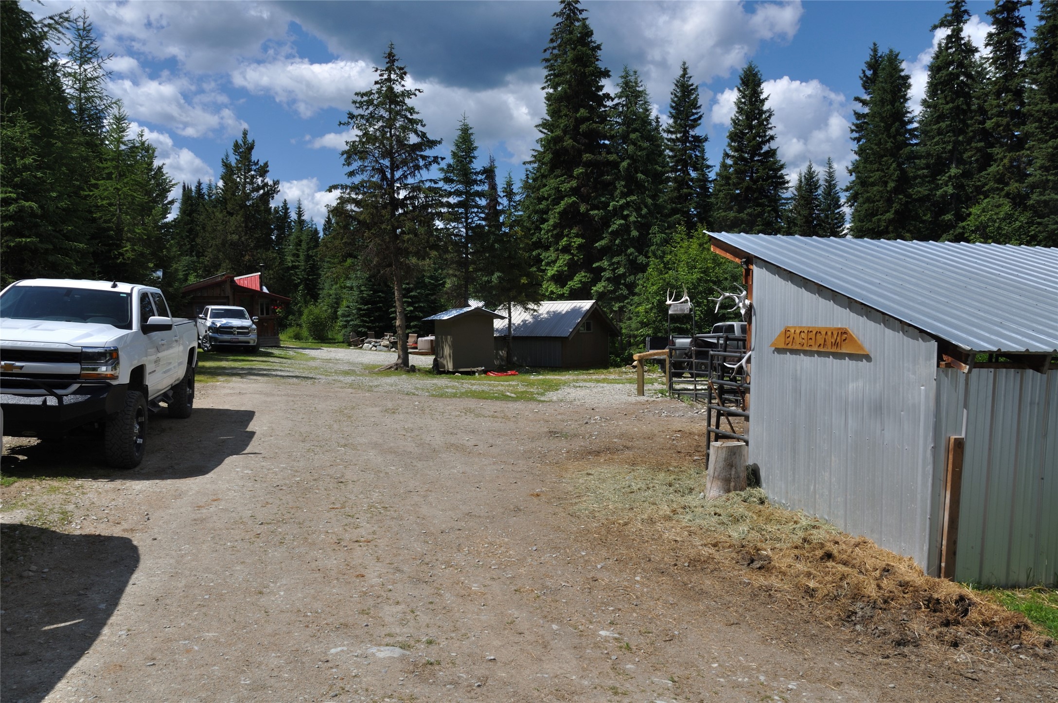 3630 Logan Creek Road Property Photo 23