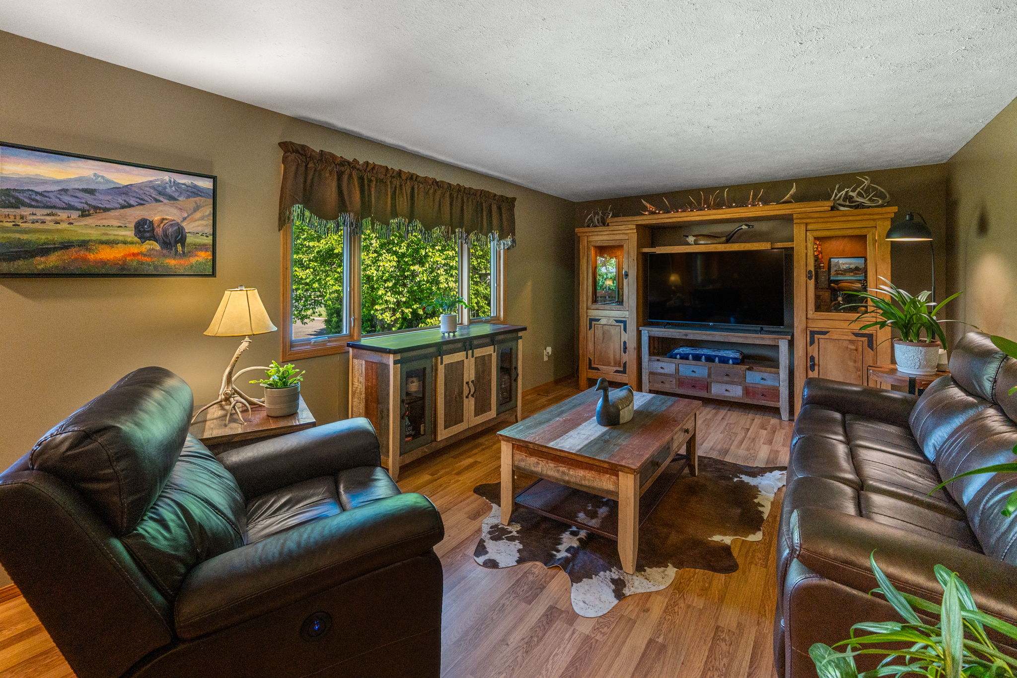 5489 Sahara Court Property Photo 11