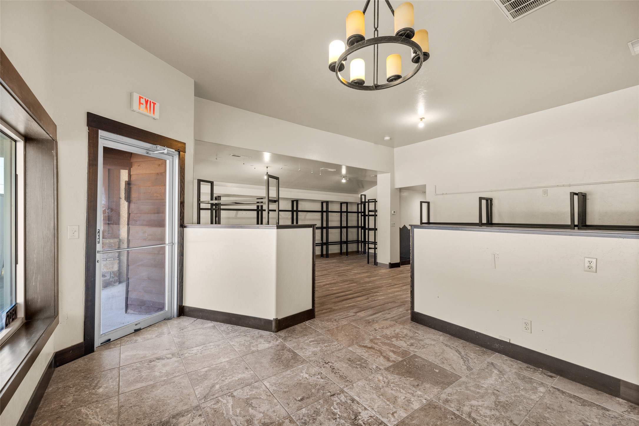 520 1st Avenue W Property Photo 4