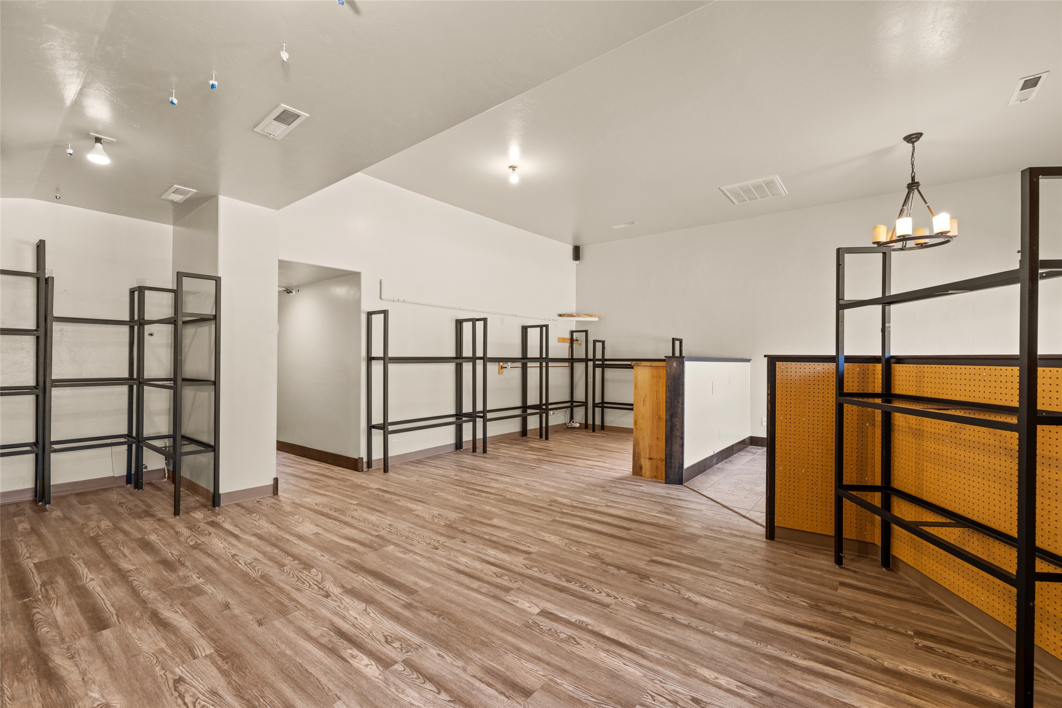 520 1st Avenue W Property Photo 6
