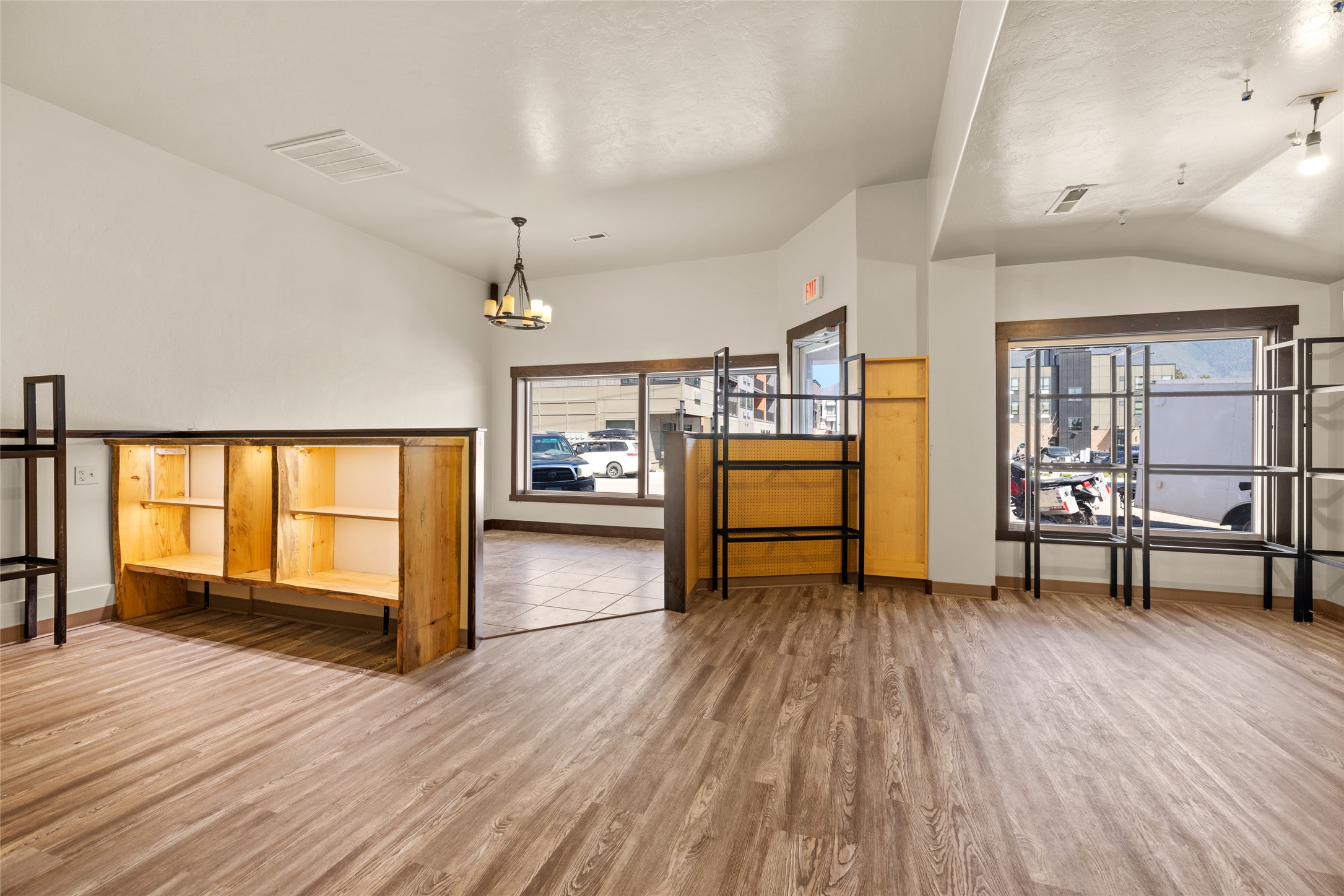 520 1st Avenue W Property Photo 10