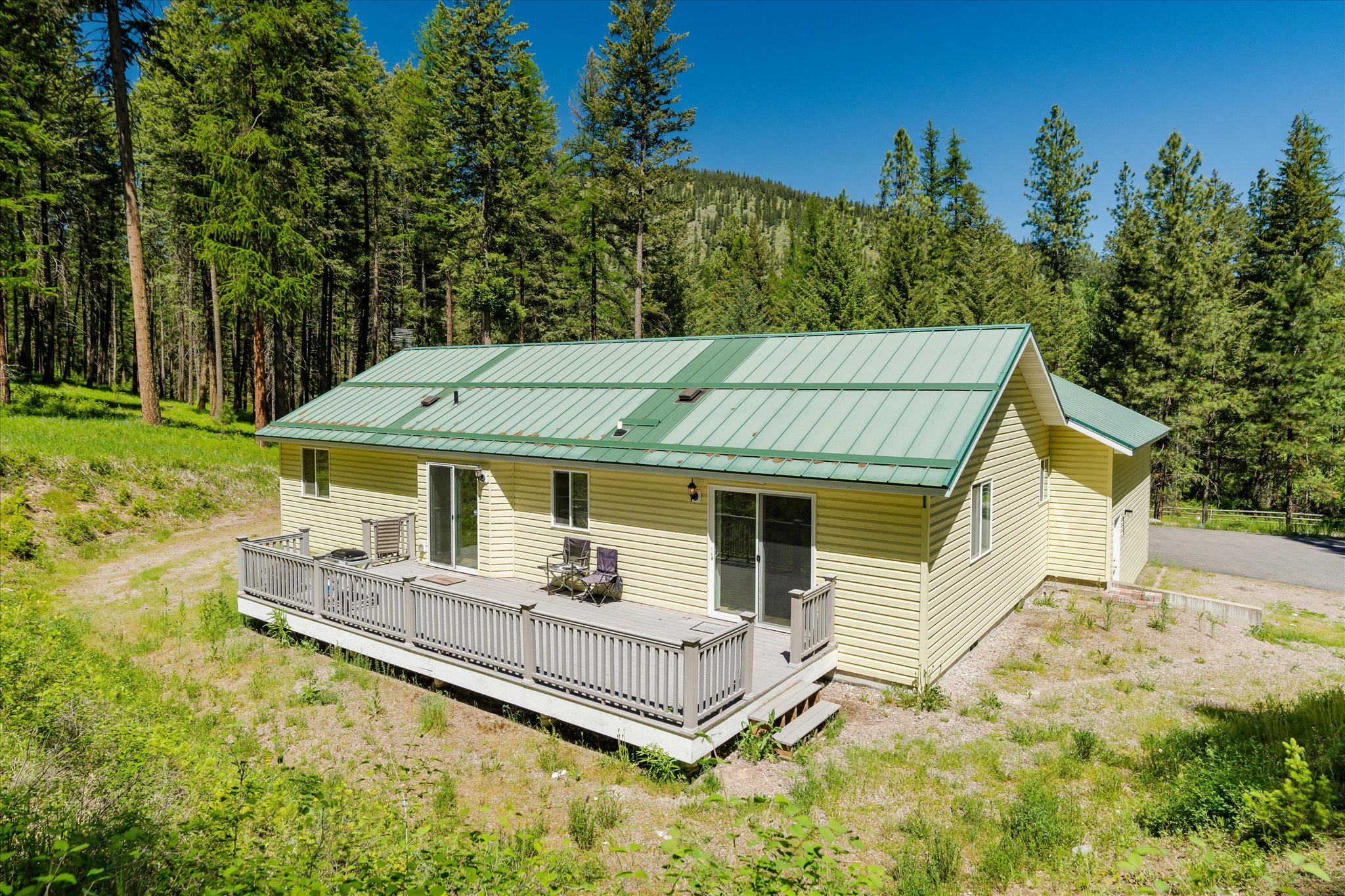 42843 Jette Lake Trail Property Photo 4