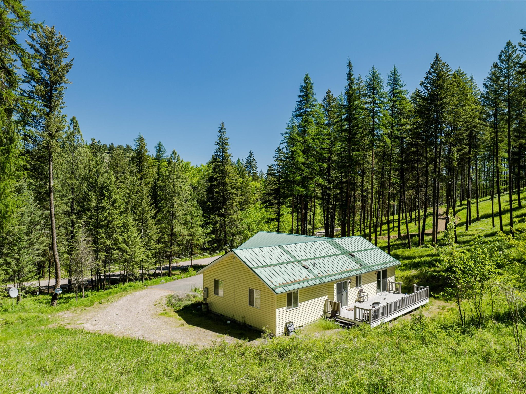 42843 Jette Lake Trail Property Photo 5