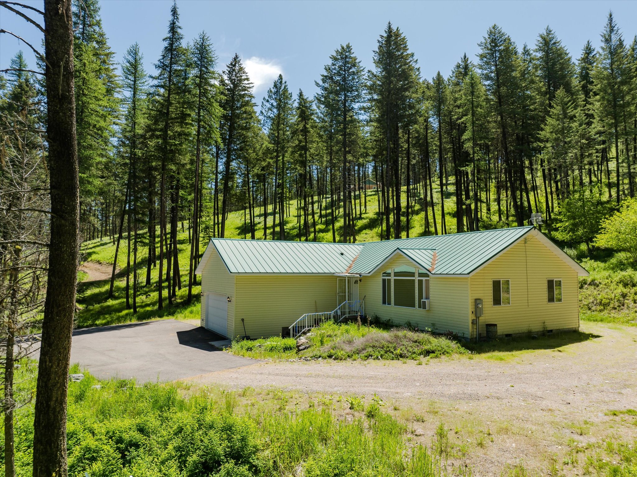 42843 Jette Lake Trail Property Photo 10