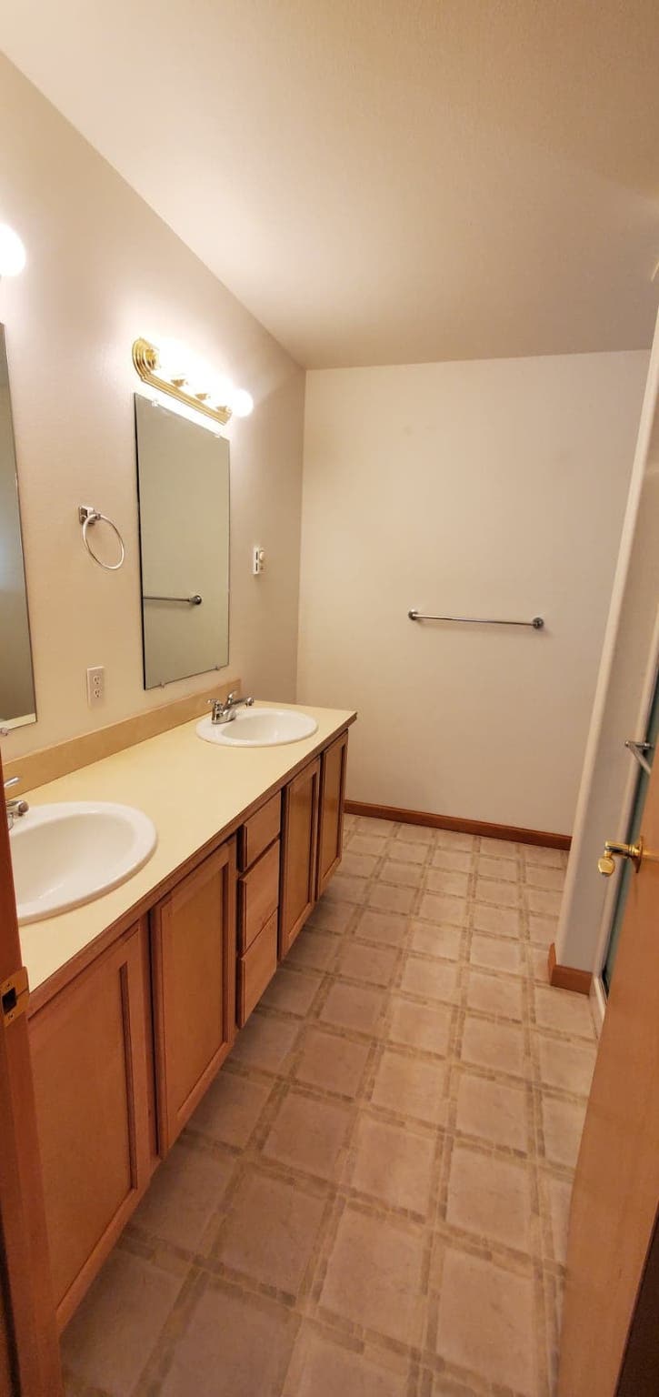 42843 Jette Lake Trail Property Photo 23