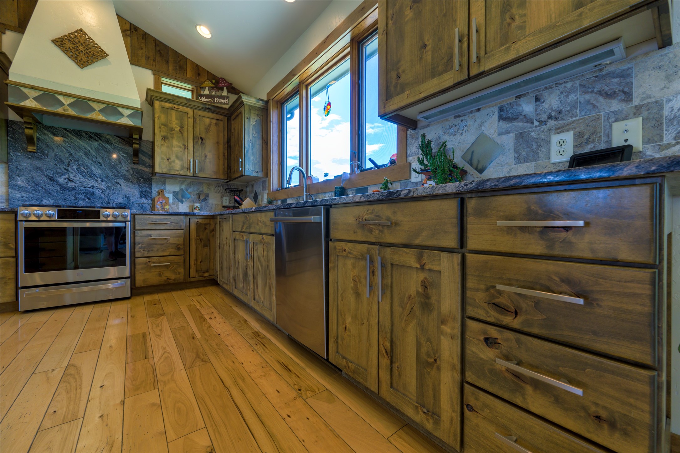 6659 Lamar Trail Property Photo 37