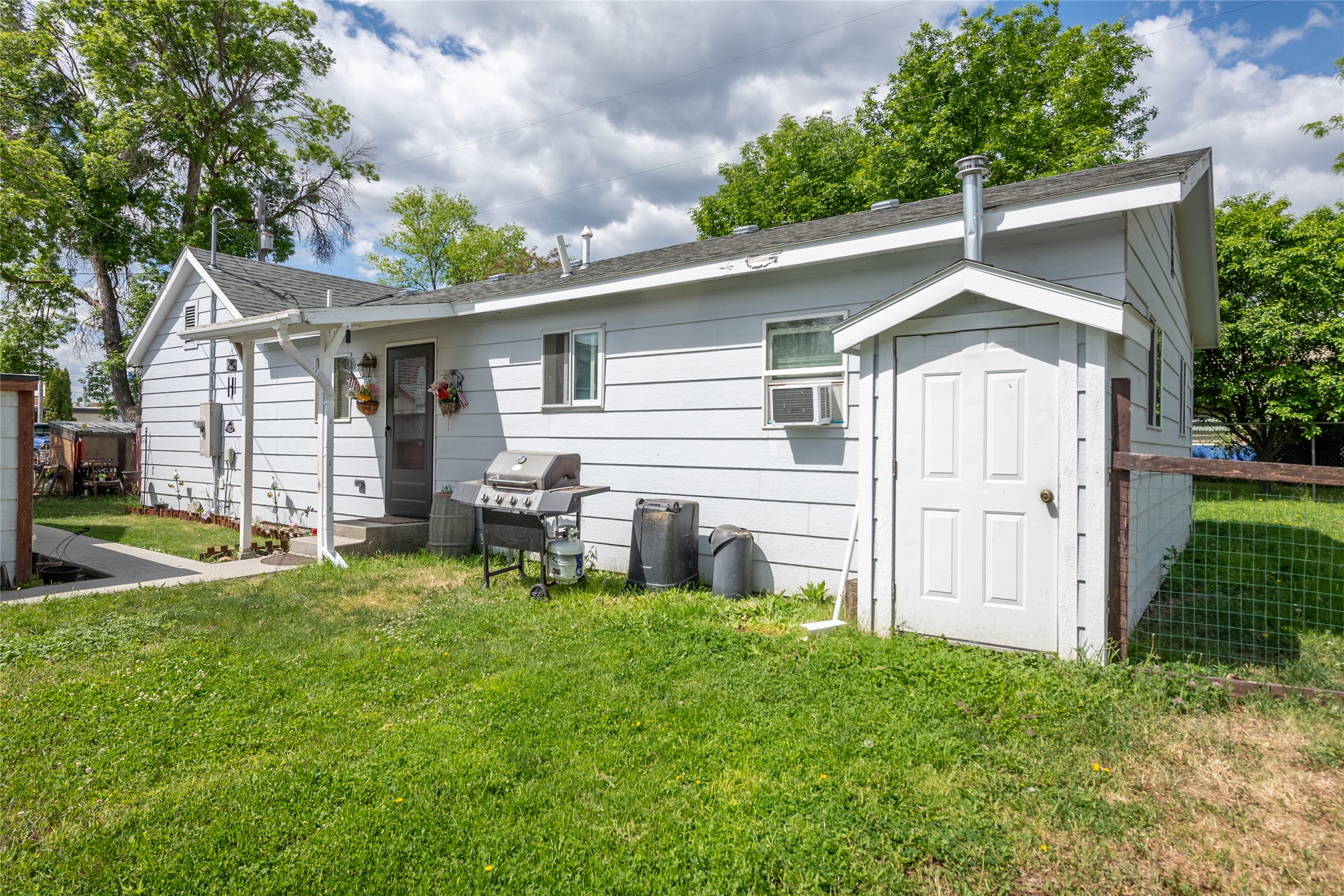 424 4th Avenue Property Photo 1