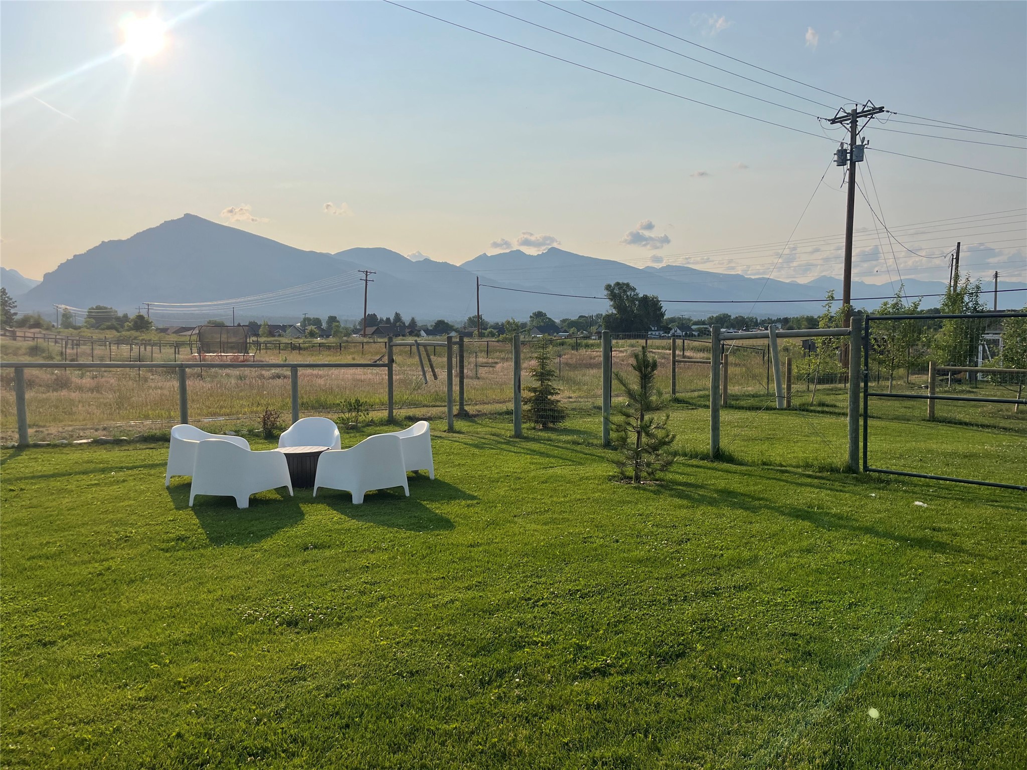 825 Cochise Way Property Photo 4