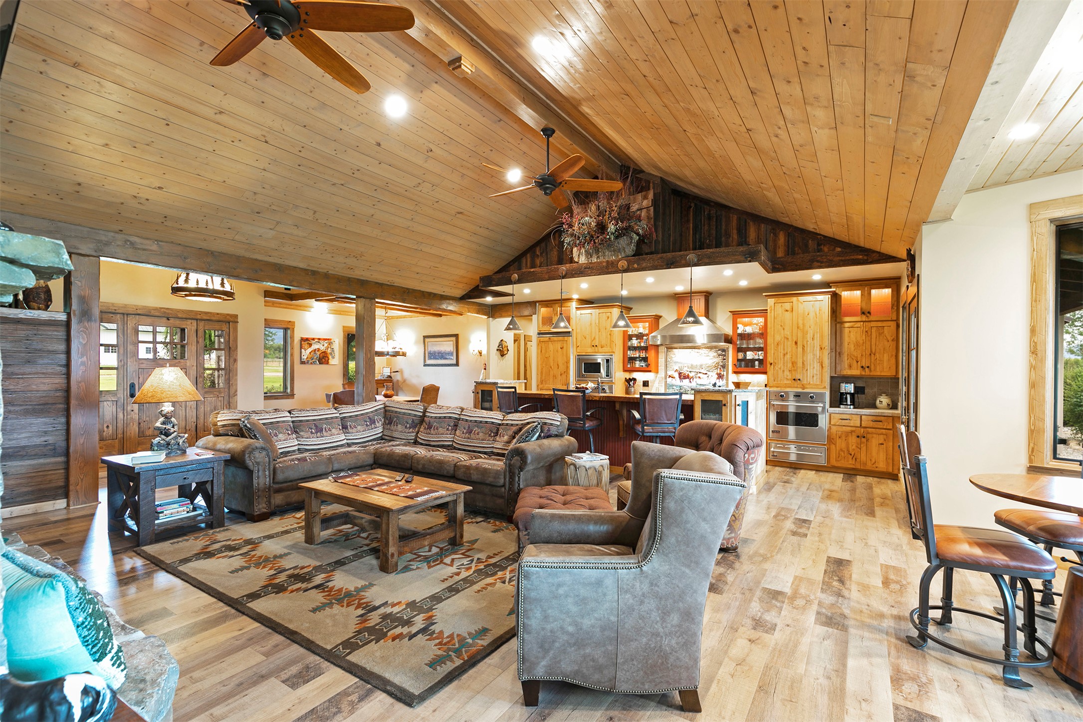 711 Middle Burnt Fork Road Property Photo 7