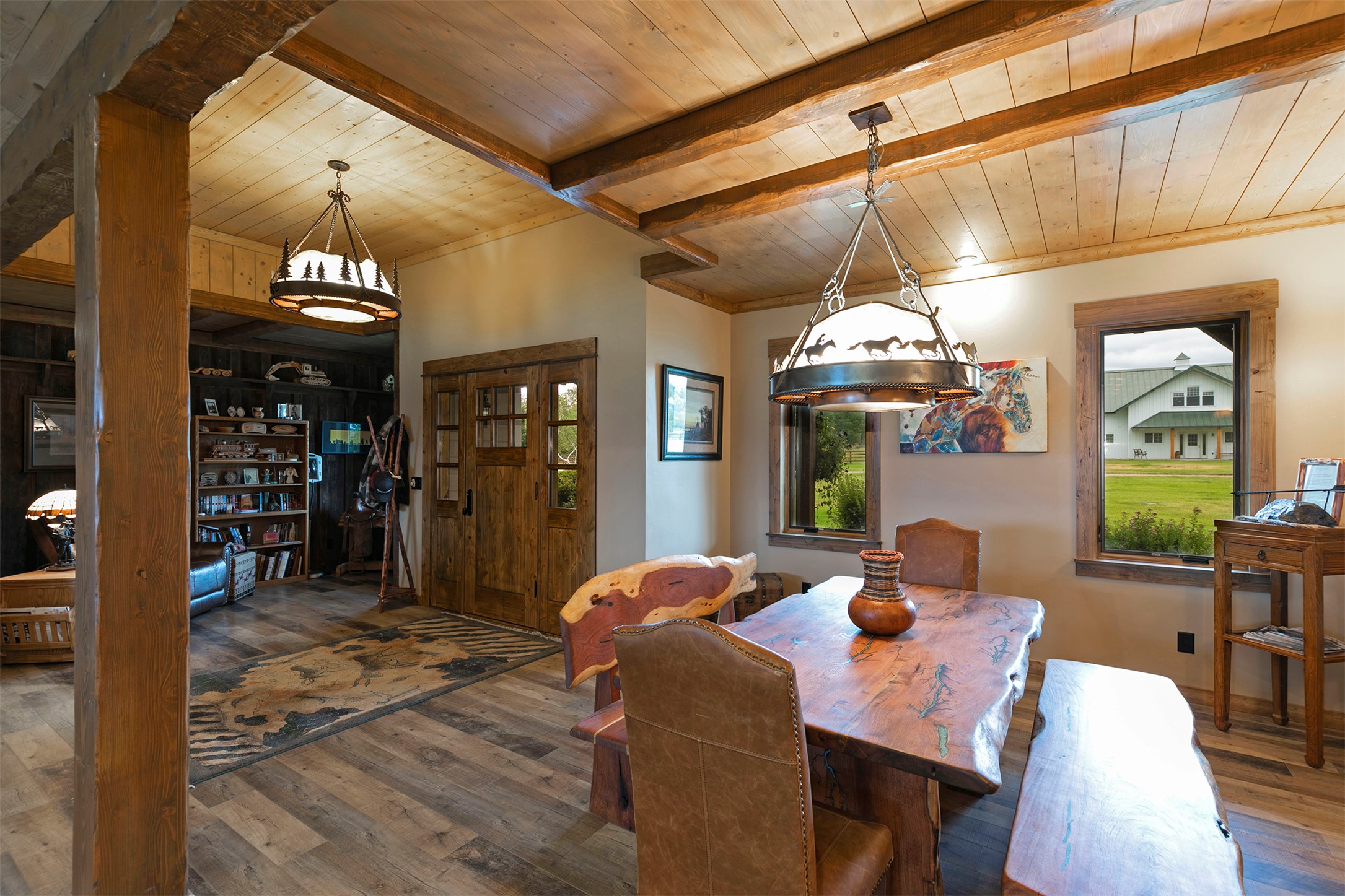 711 Middle Burnt Fork Road Property Photo 12