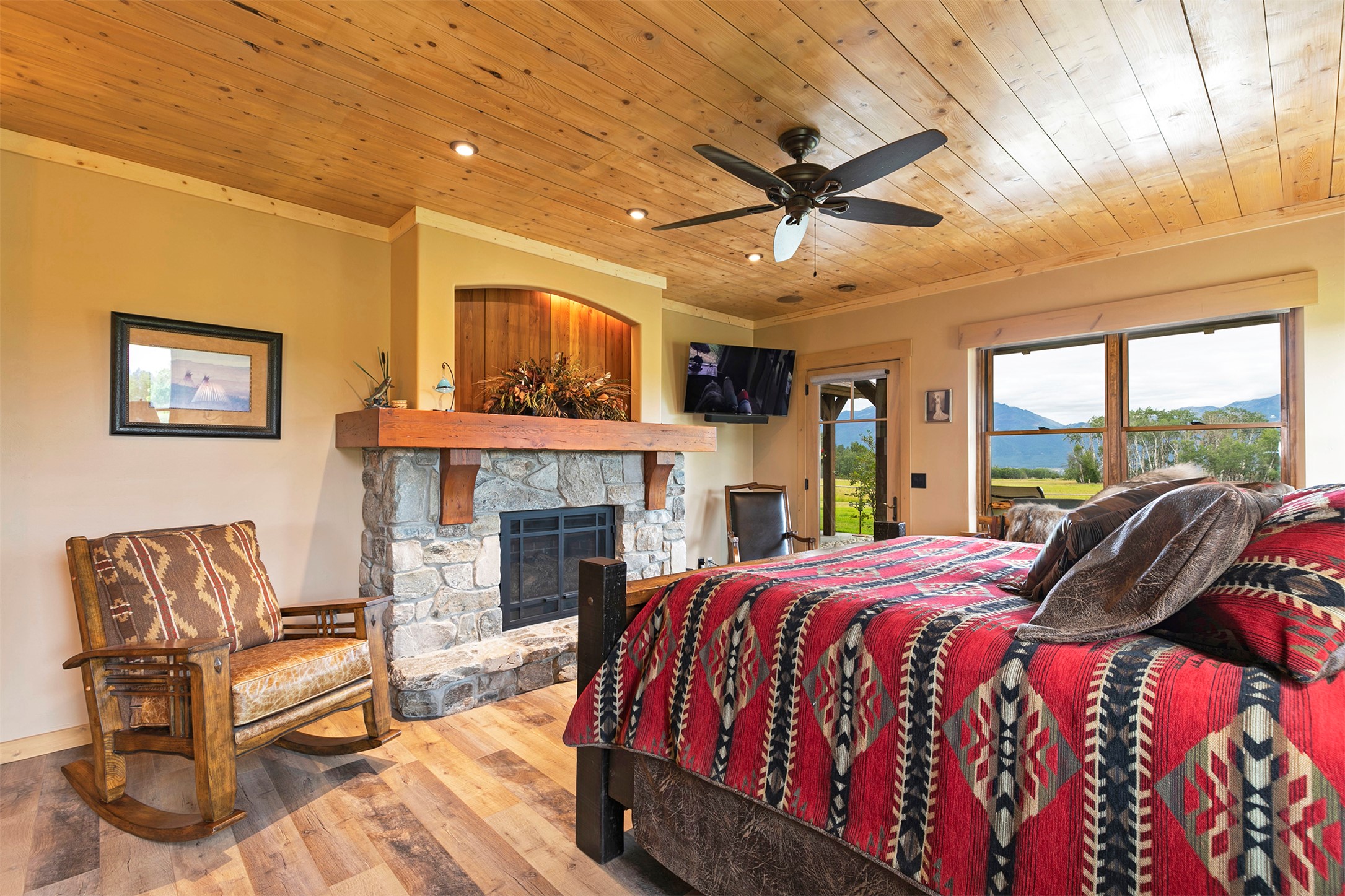 711 Middle Burnt Fork Road Property Photo 26