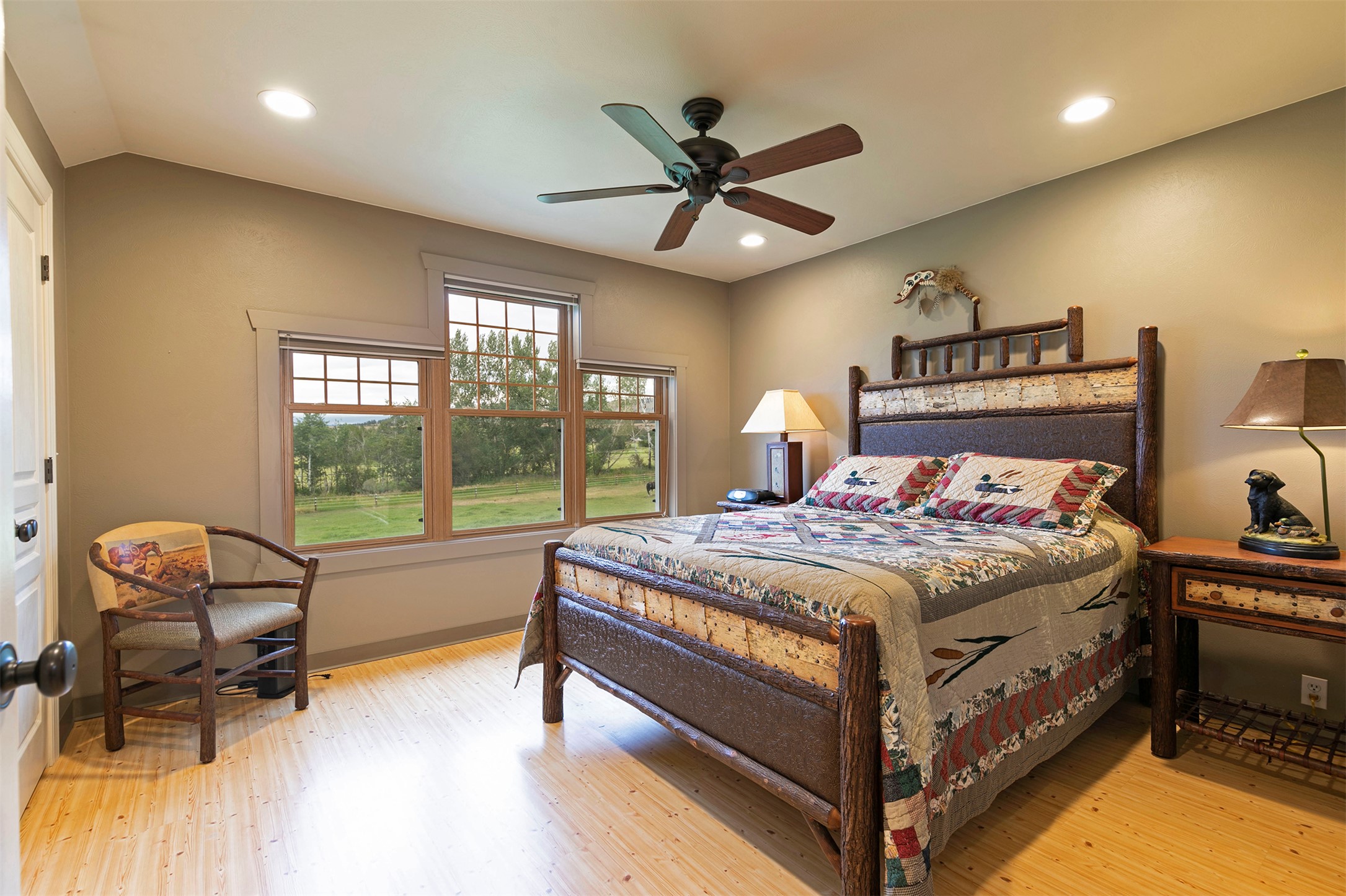 711 Middle Burnt Fork Road Property Photo 33