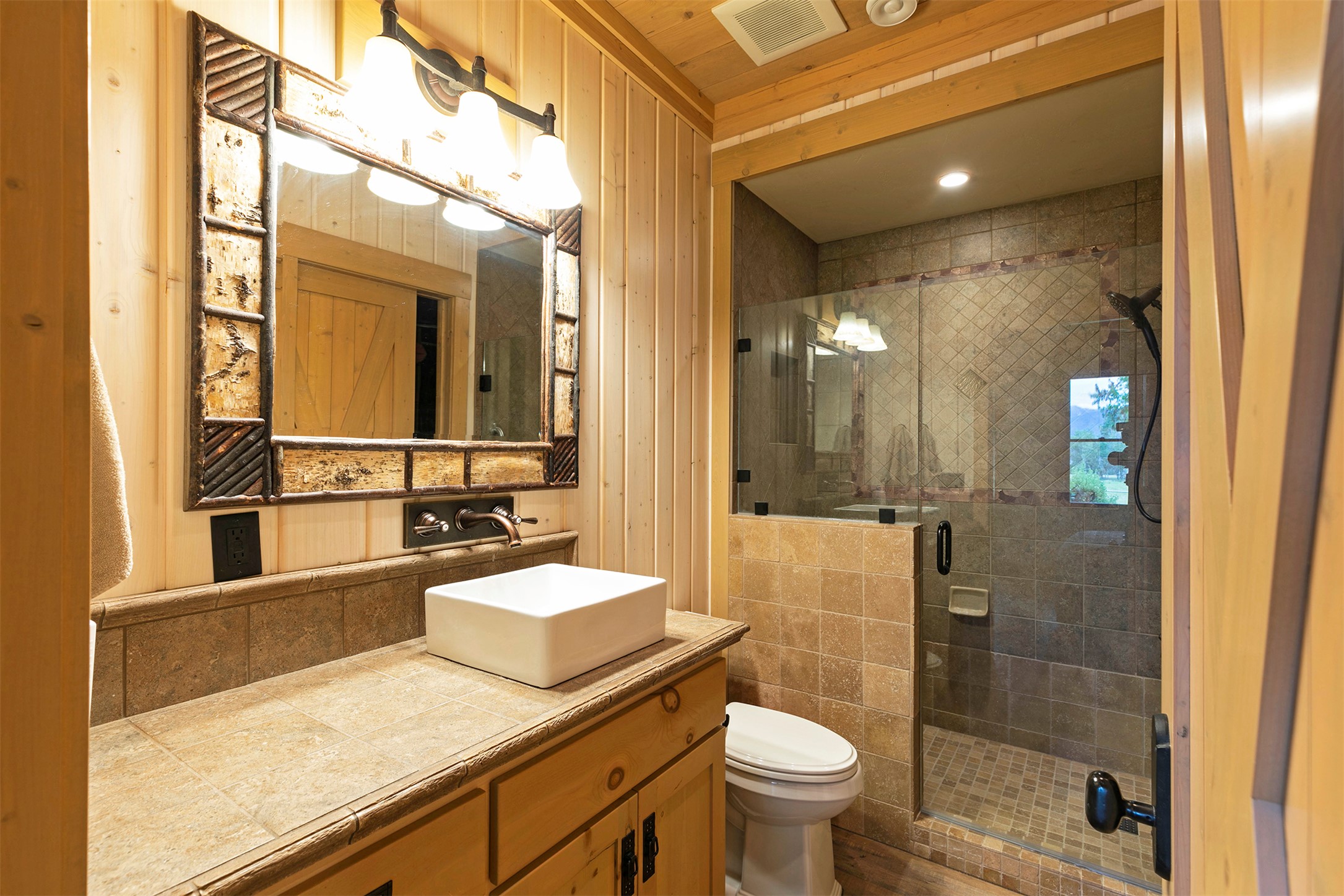 711 Middle Burnt Fork Road Property Photo 36