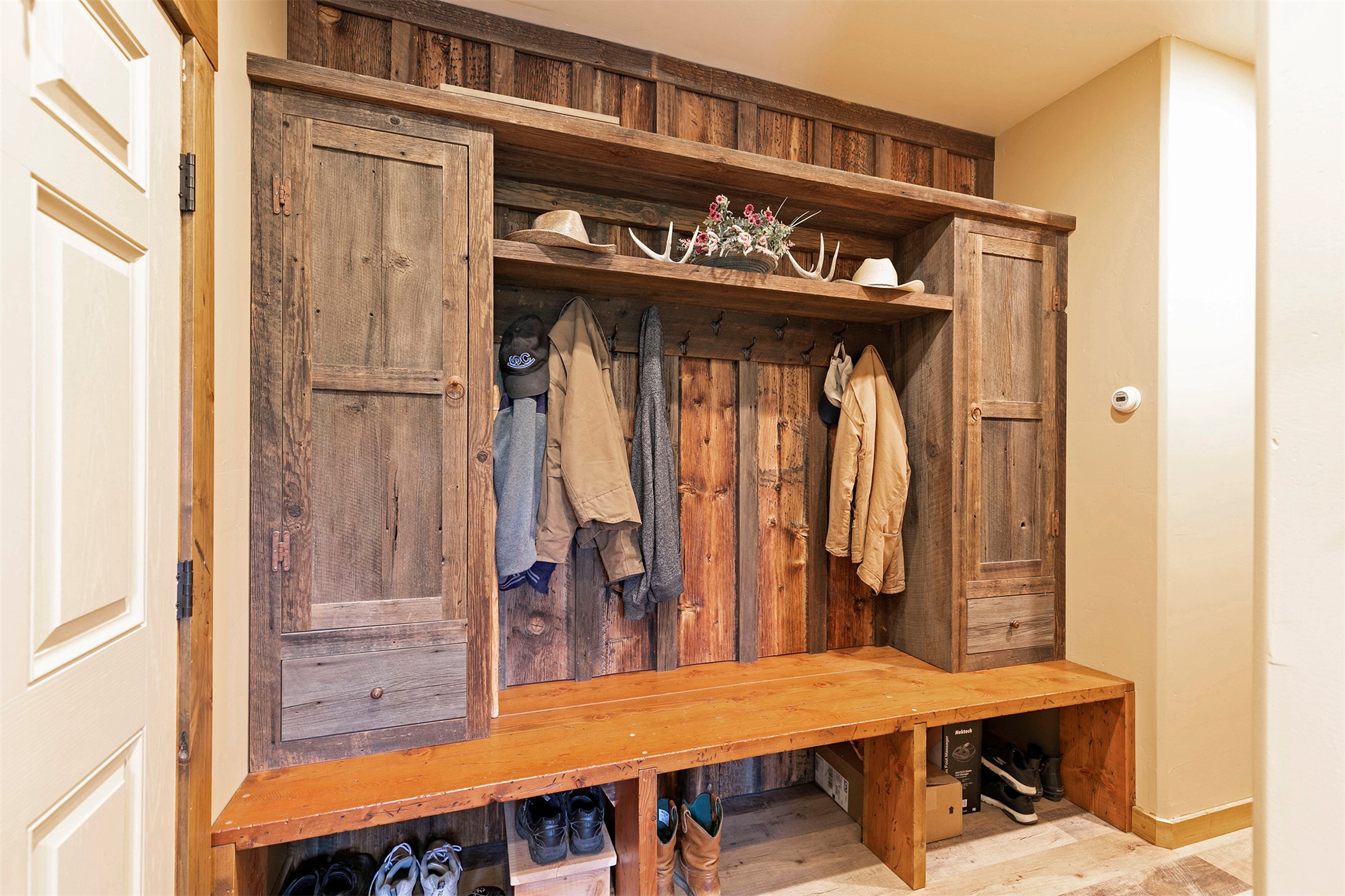 711 Middle Burnt Fork Road Property Photo 38