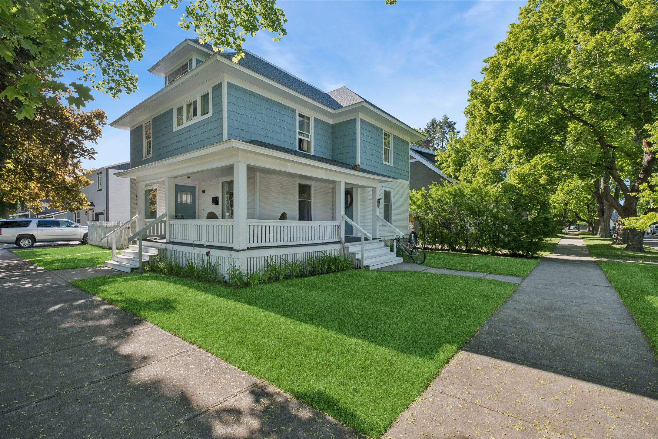 44 5th Avenue E Property Photo 2