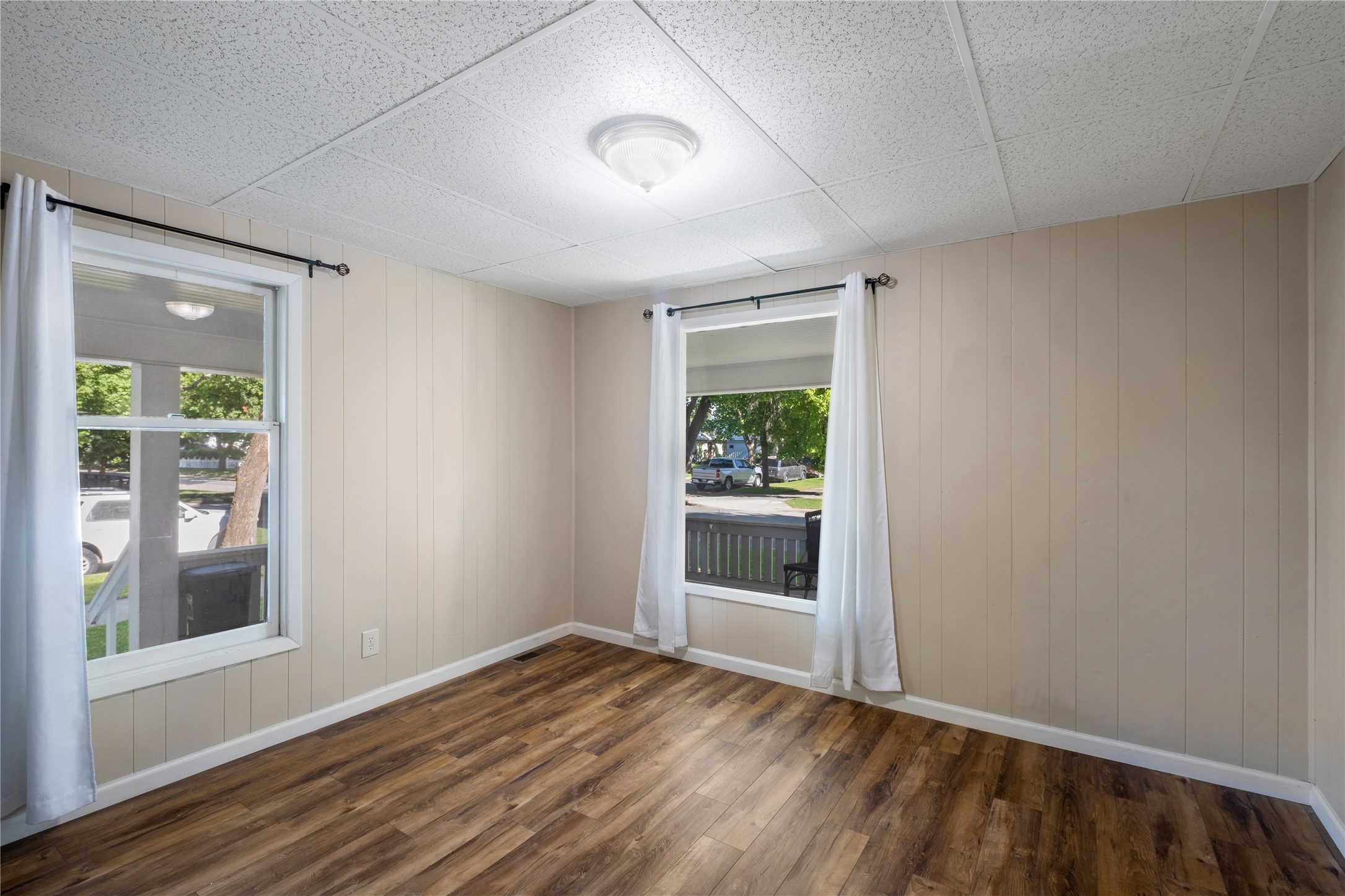 44 5th Avenue E Property Photo 17