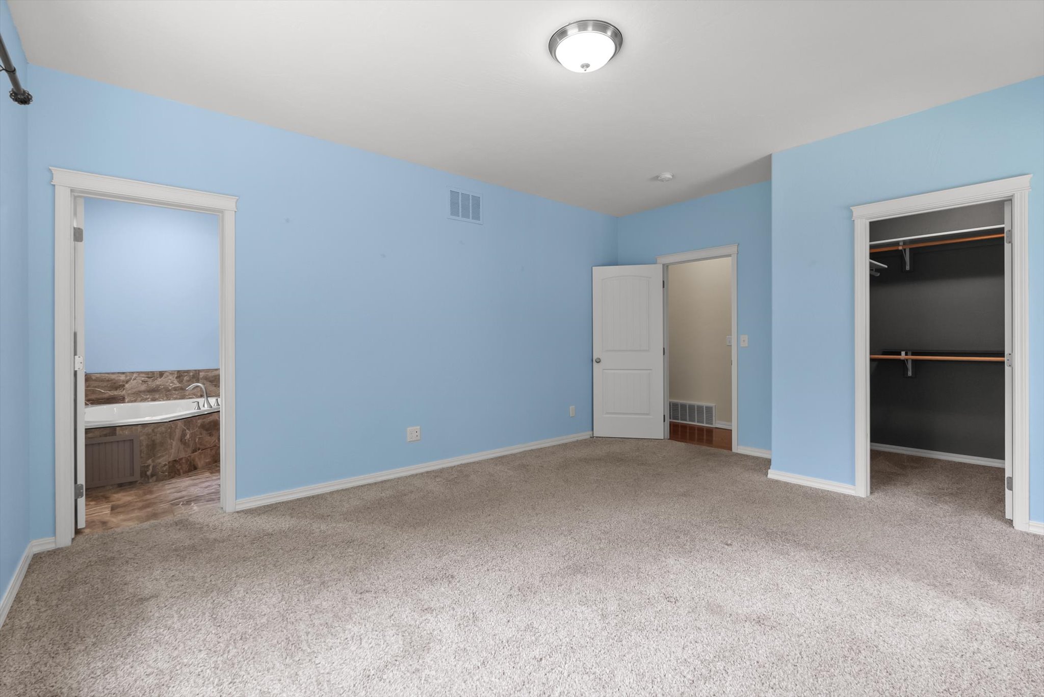 155 Mountain Timbers Drive Property Photo 12